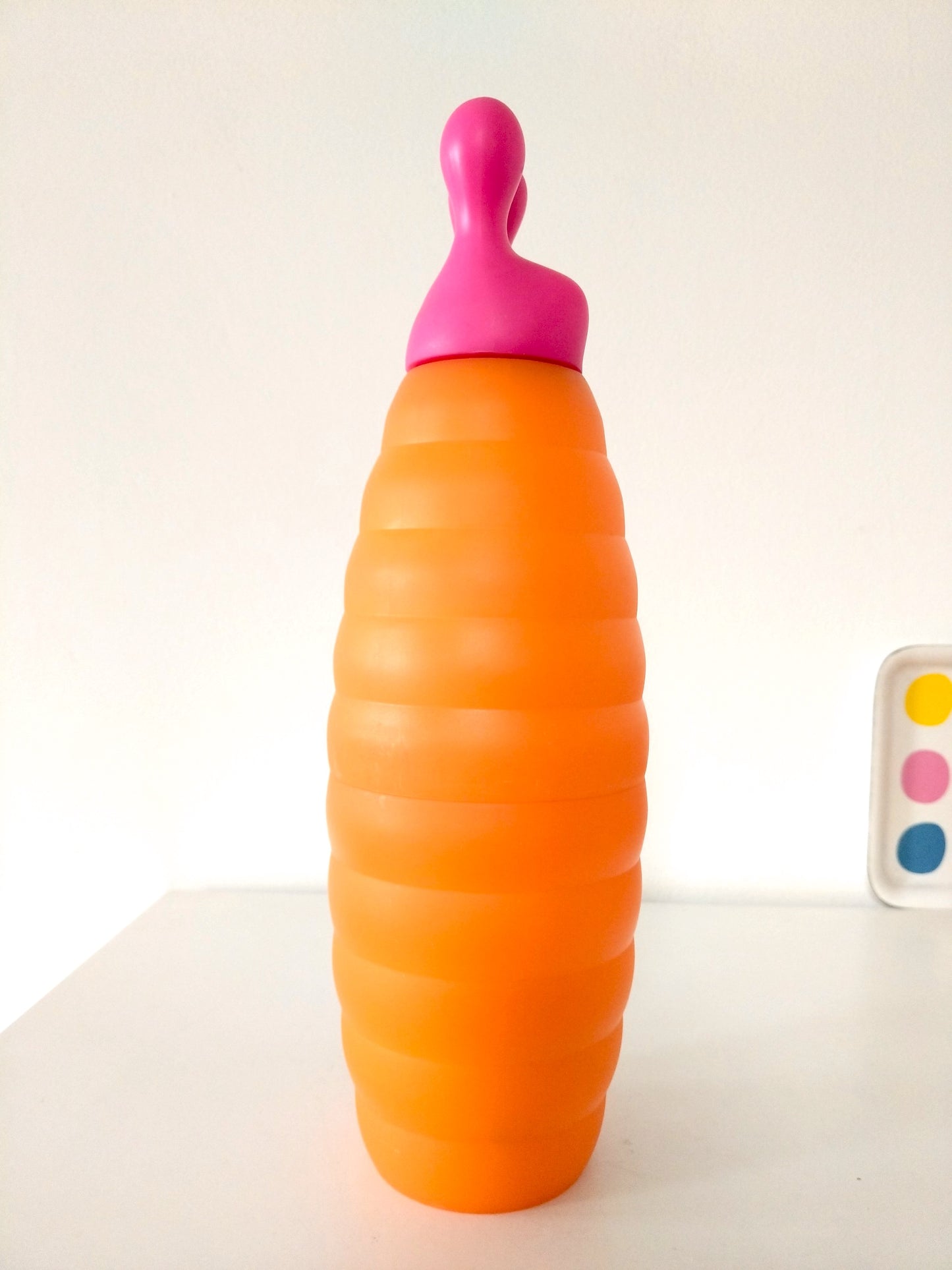 Bouteille isotherme/ thermos Fred the Worm par Guido Venturini pour Alessi 1997