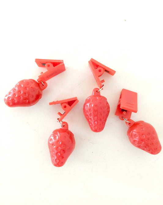 4 pinces/ poids à nappe fraise 🍓 - cetaitmieuxavant