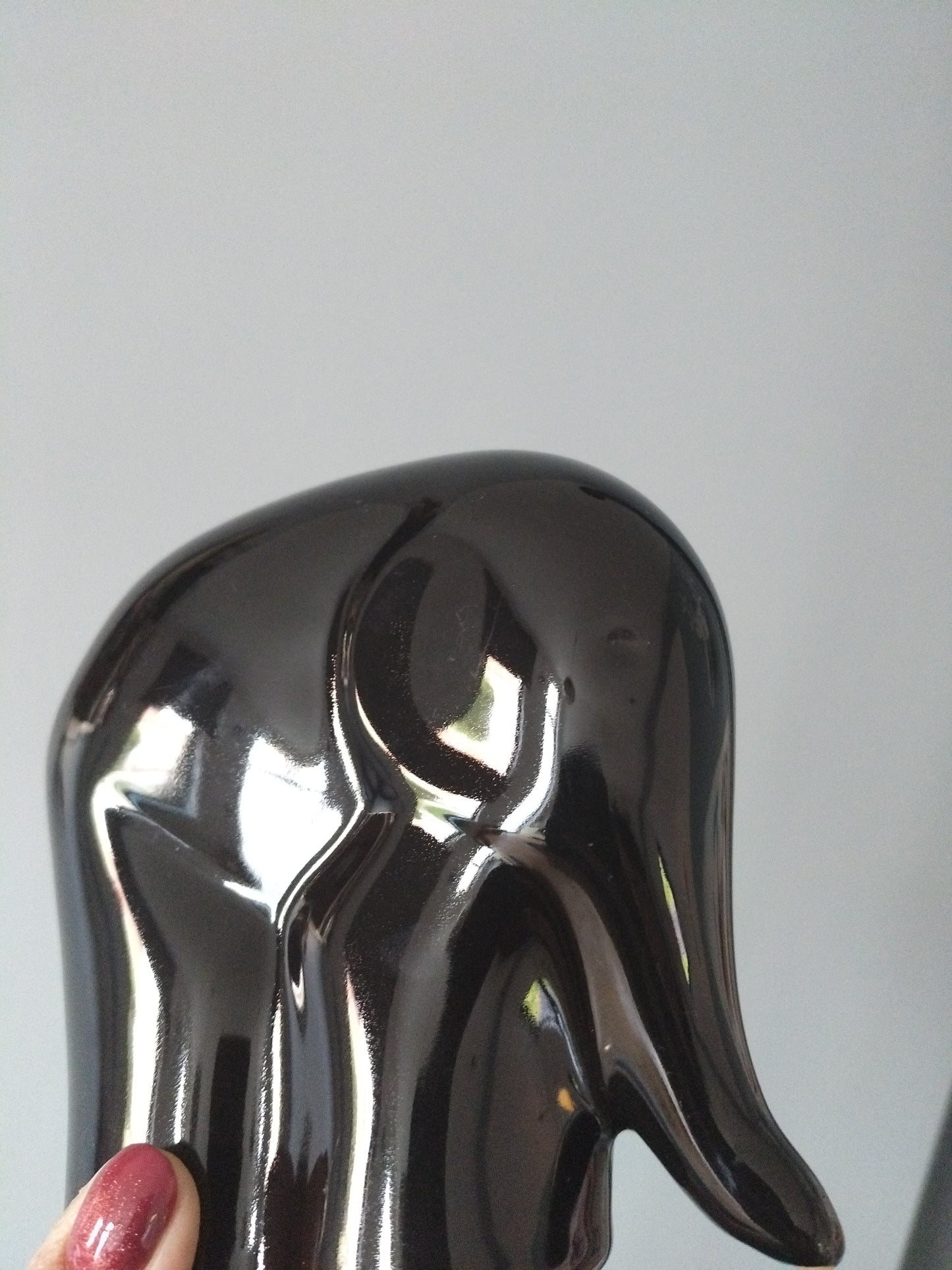 Éléphant décoratif en céramique style Sgrefa
