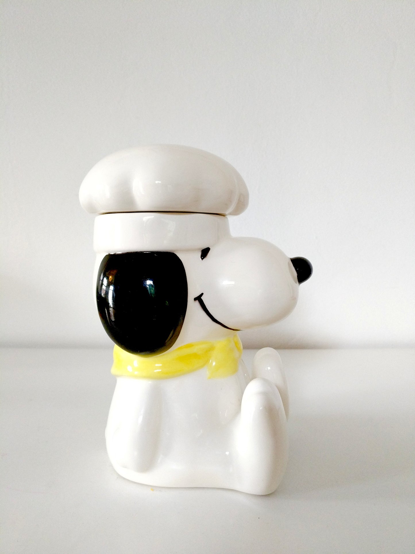 Pot boîte bocal à biscuits en céramique Snoopy cuisinier Japan United Feature Syndicate, Inc 1958-1966
