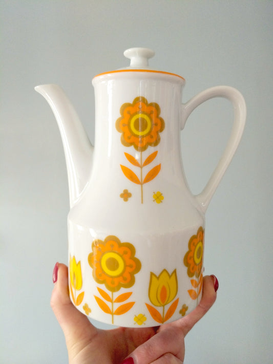 Petite cafetière en porcelaine made in Japan - cetaitmieuxavant