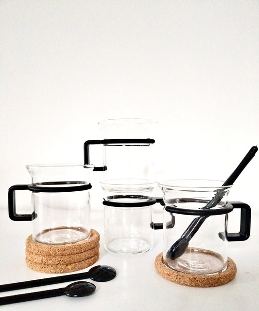 Ensemble de 4 tasses en verre + touillettes + sous-tasses en liège Bodum