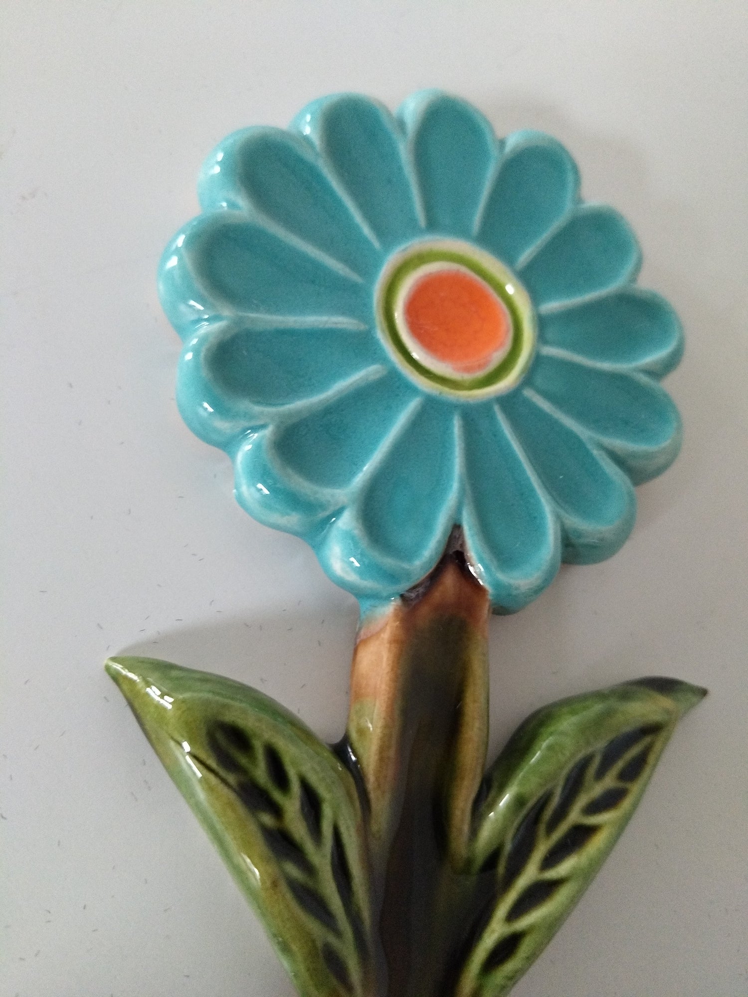 Patère murale fleur en céramique Yann - cetaitmieuxavant