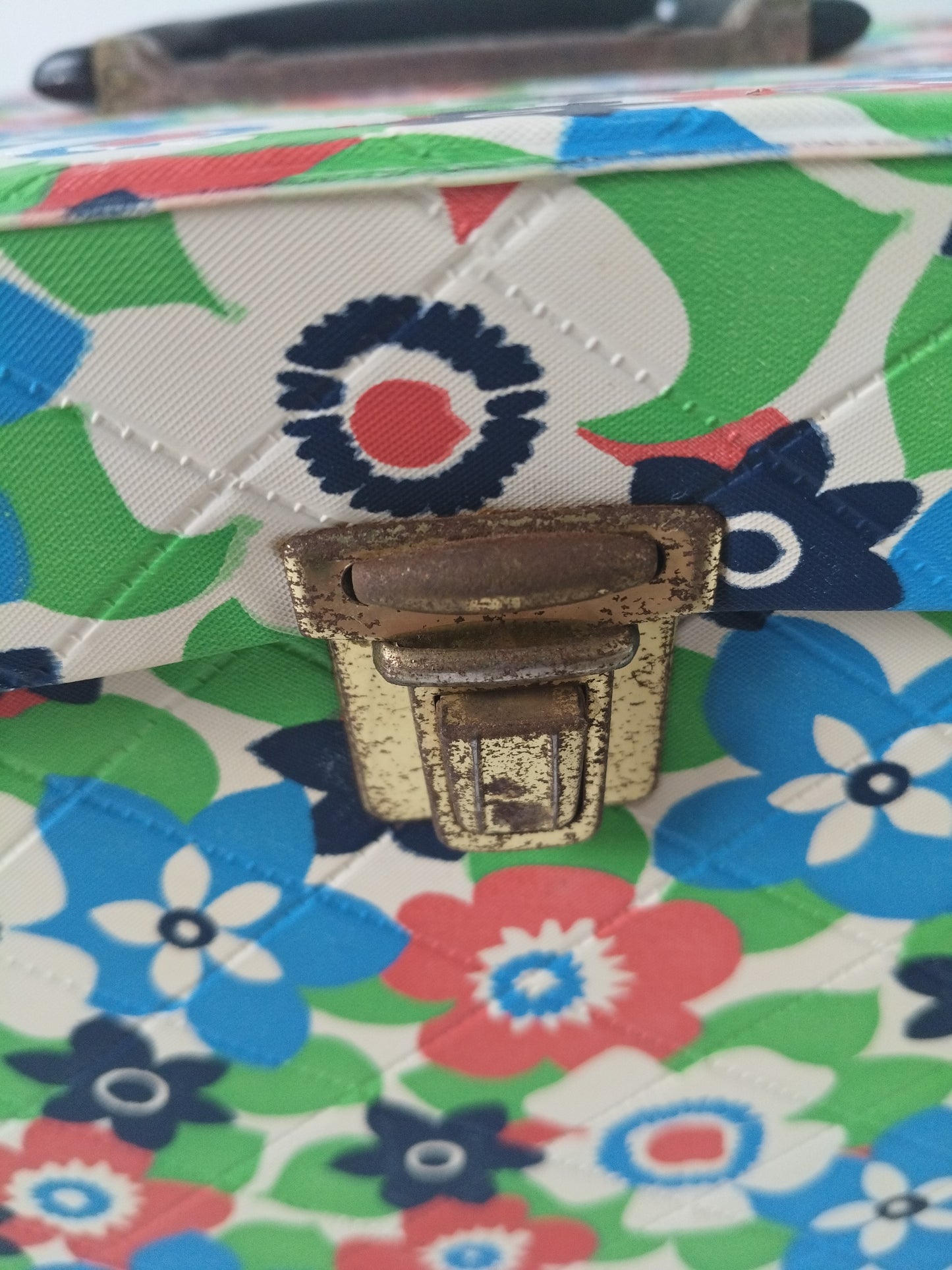 Grand beauty-case flower power - cetaitmieuxavant