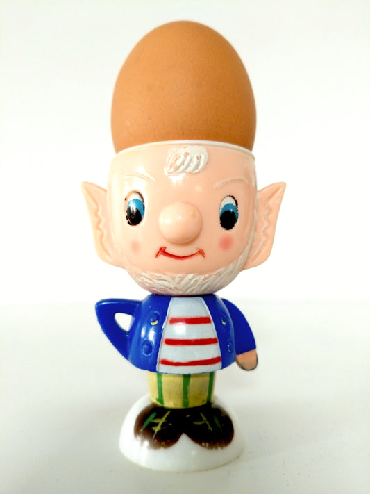 Coquetier lutin Potiron Oui-Oui en plastique made in Hong Kong