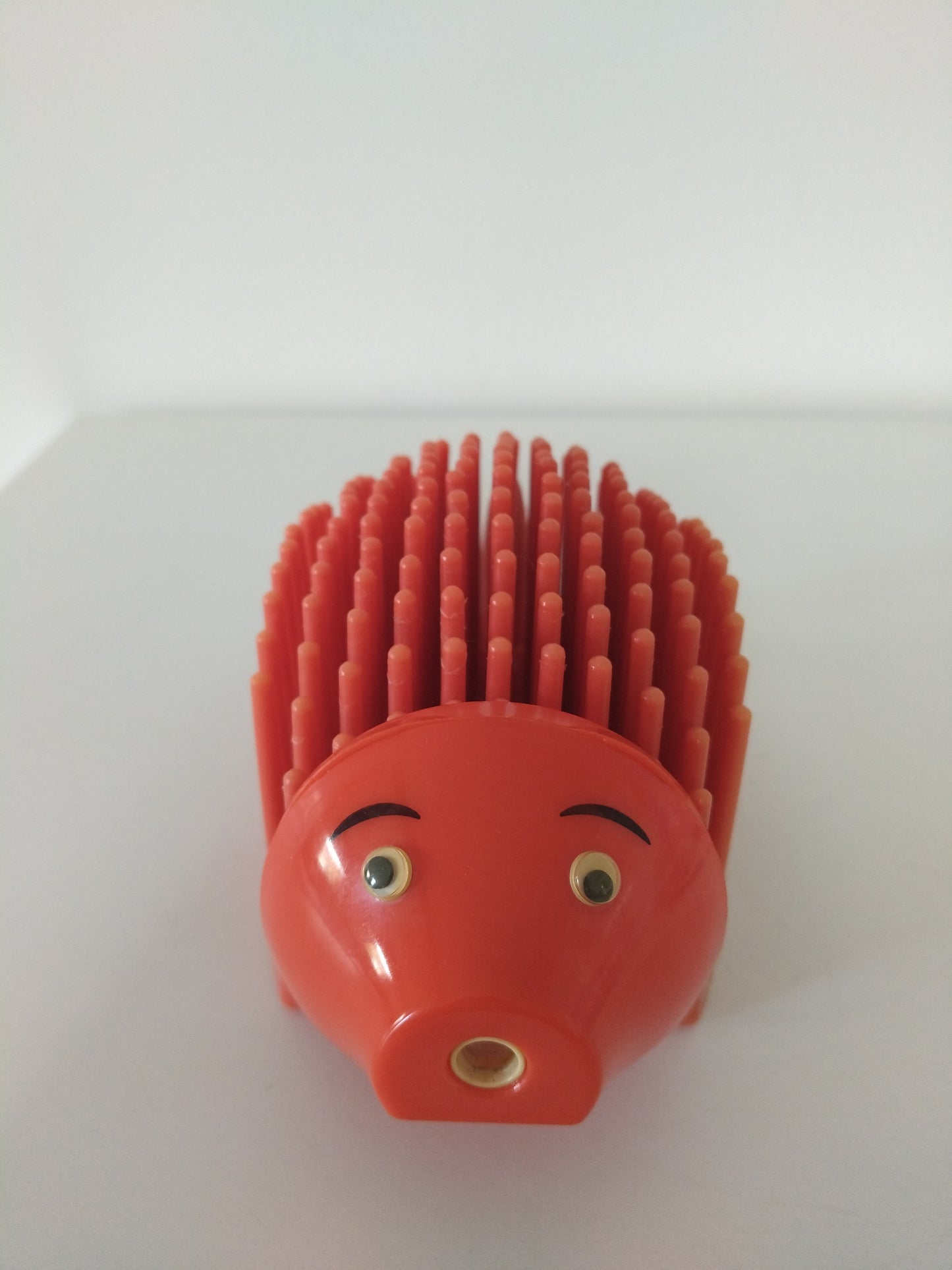 Gros hérisson taille-crayon porte-crayons/ stylos et gomme design UK