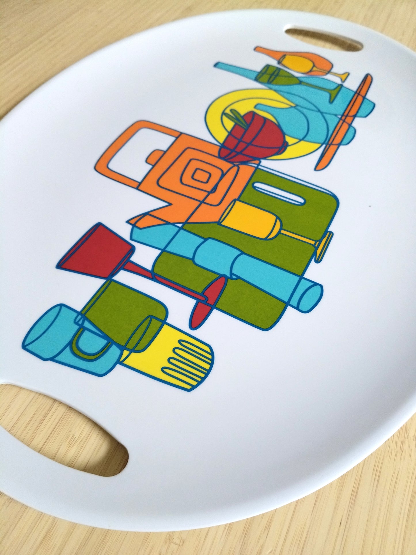 Grand plateau ovale en plastique Geneviève Lethu