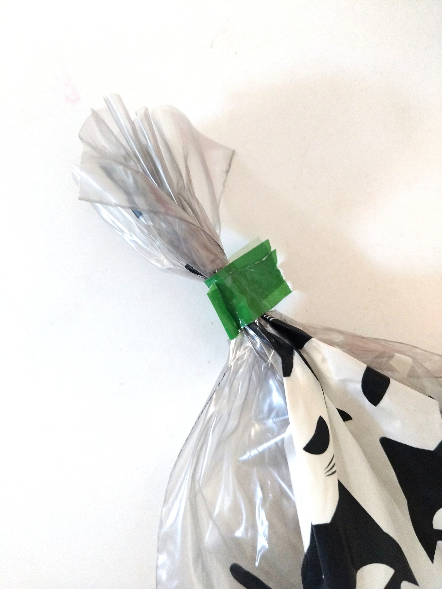 Distributeur d'adhésif pour sachets de conservation/ congélation Leifheit design Slany