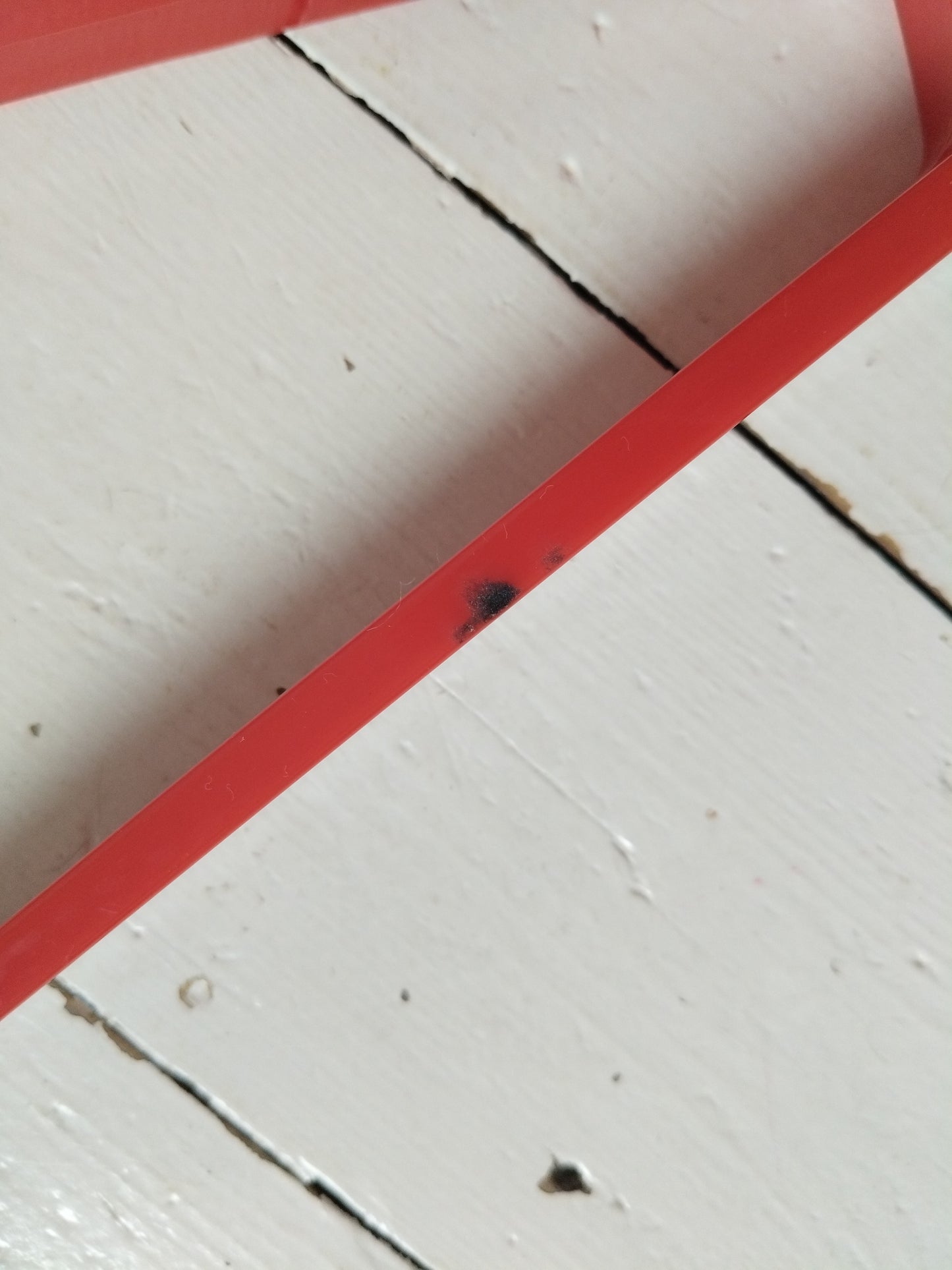 Ensemble de 3 cintres en plastique MK finland by Karhumuovioy - cetaitmieuxavant