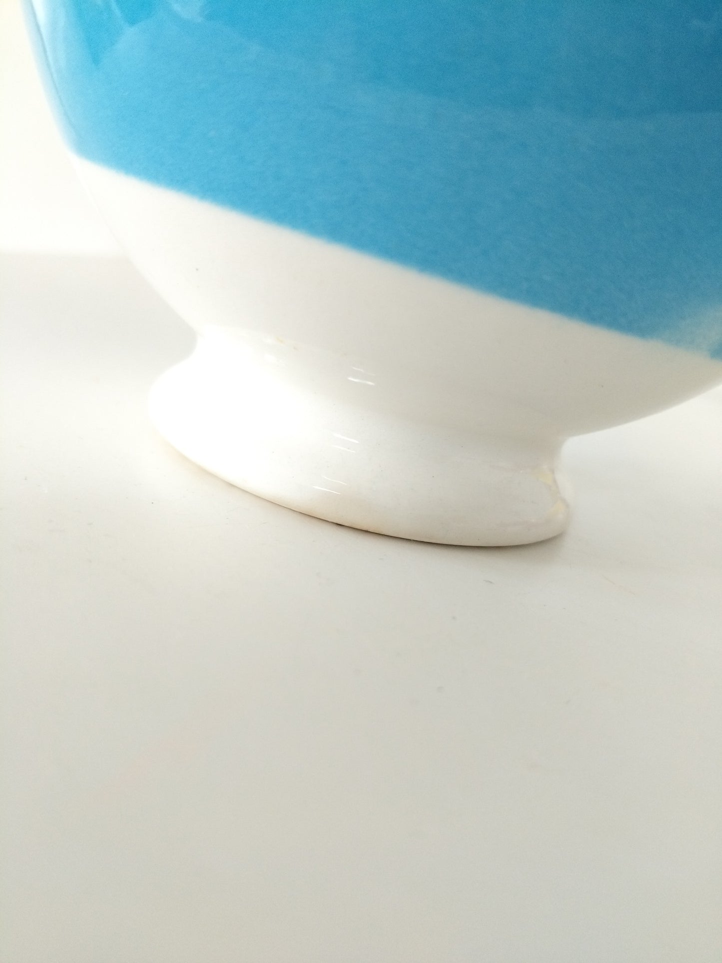 Ensemble de 3 bols anciens en porcelaine Boch la Louvière