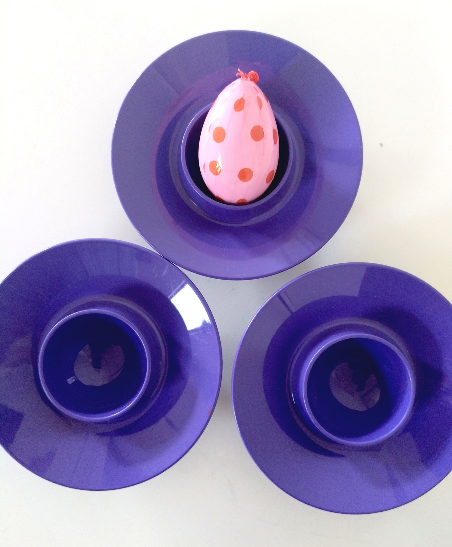 Ensemble de 3 coquetiers violets en plastique Mepal Holland - cetaitmieuxavant