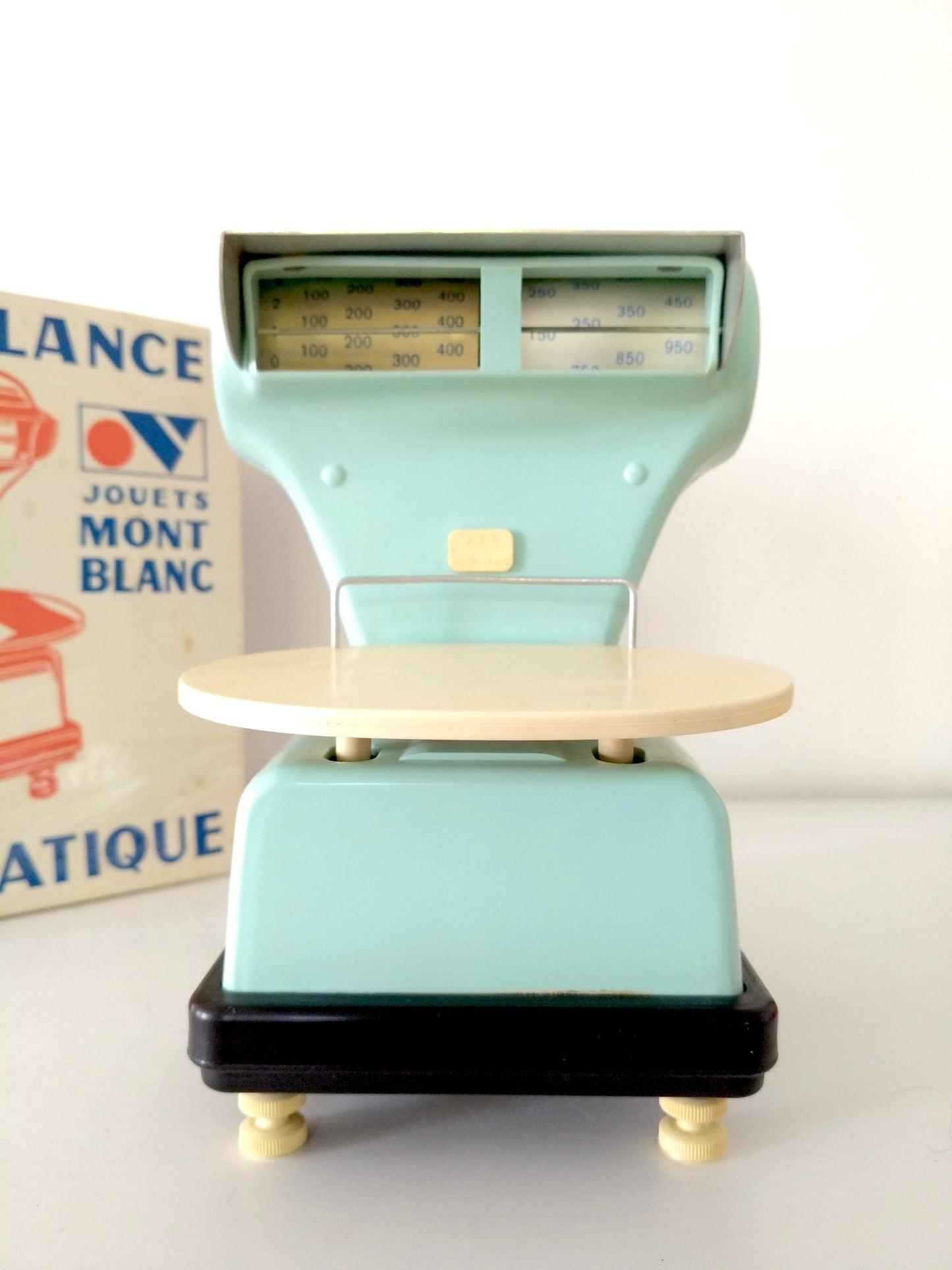 Ancienne balance de marchande jouets Mont Blanc