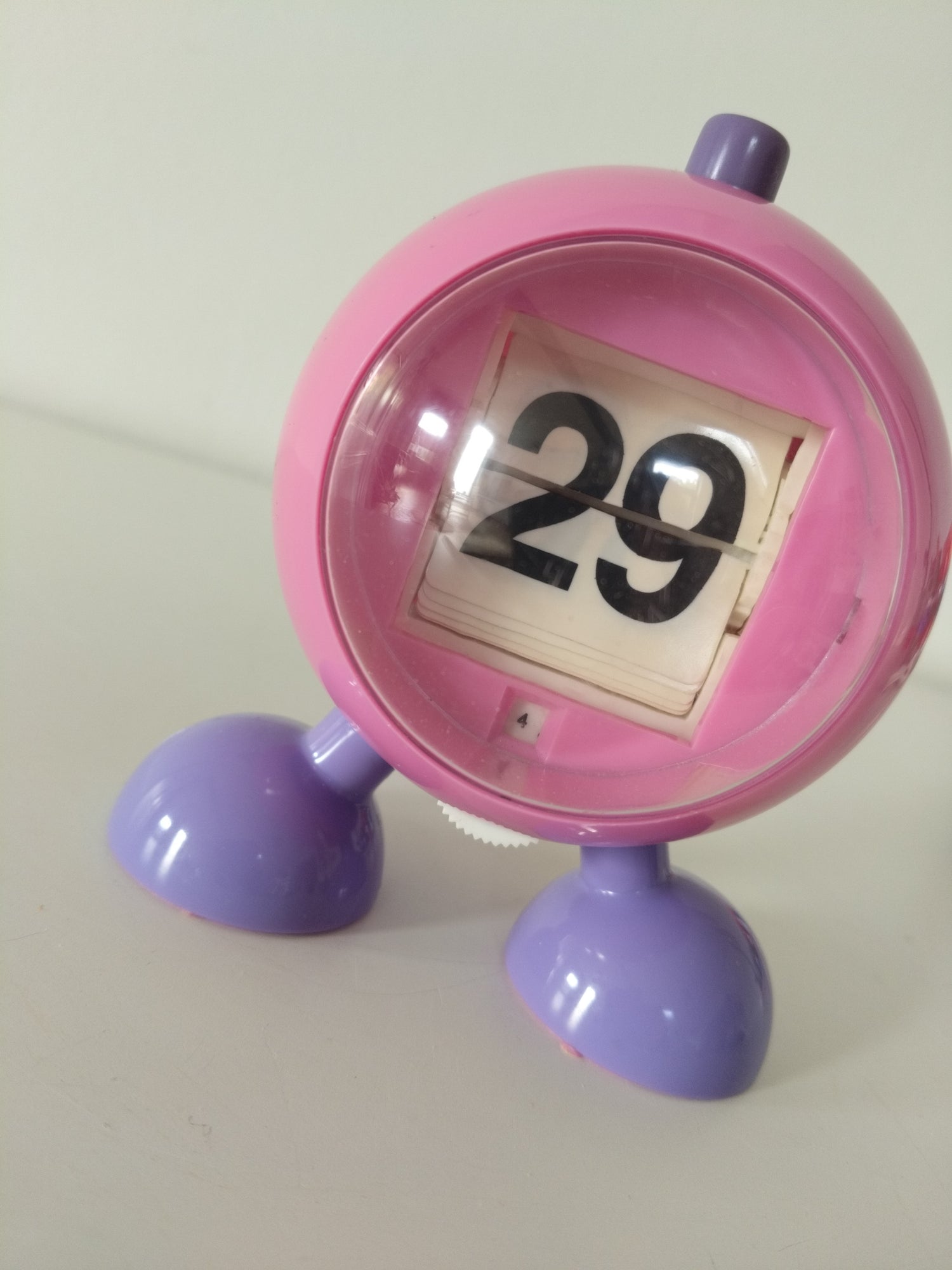 Calendrier perpétuel en plastique - cetaitmieuxavant