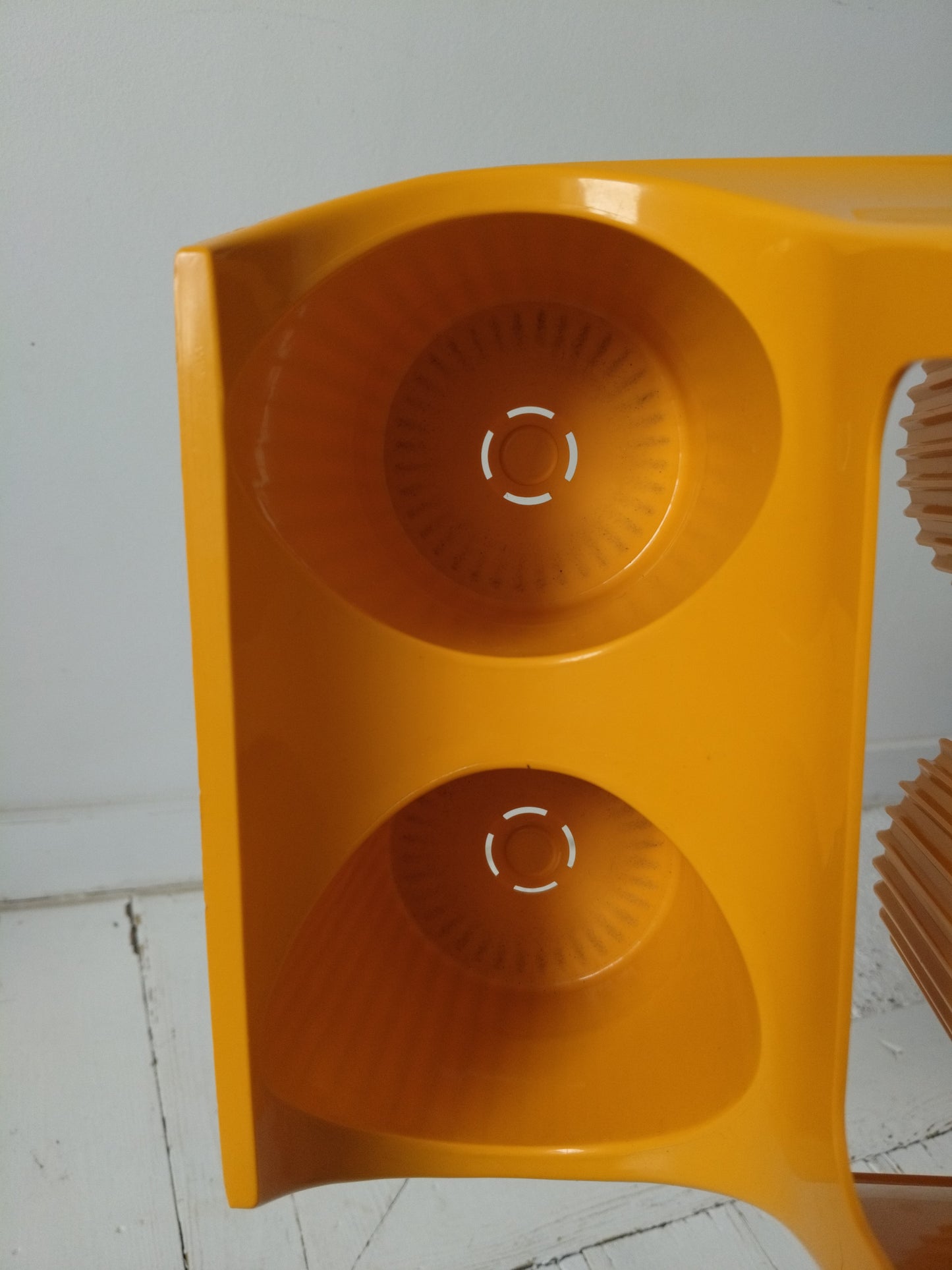 Range/porte-bouteilles en plastique Curver - cetaitmieuxavant