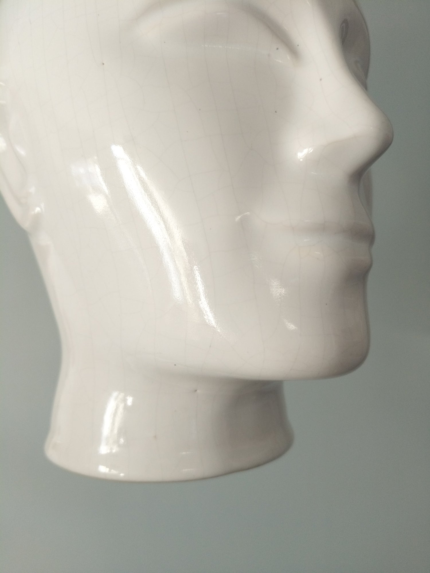 Grand cache-pot tête d'homme en céramique - cetaitmieuxavant