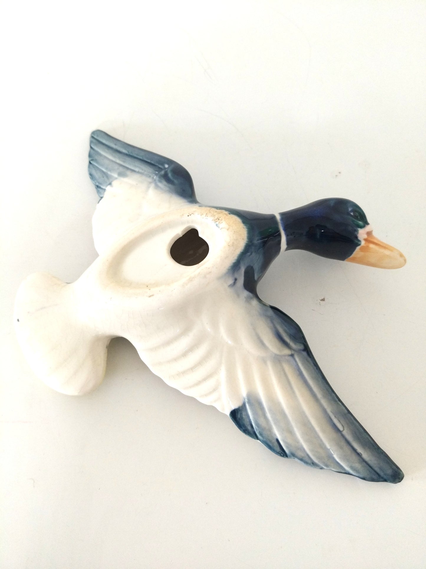 Canard mural en céramique