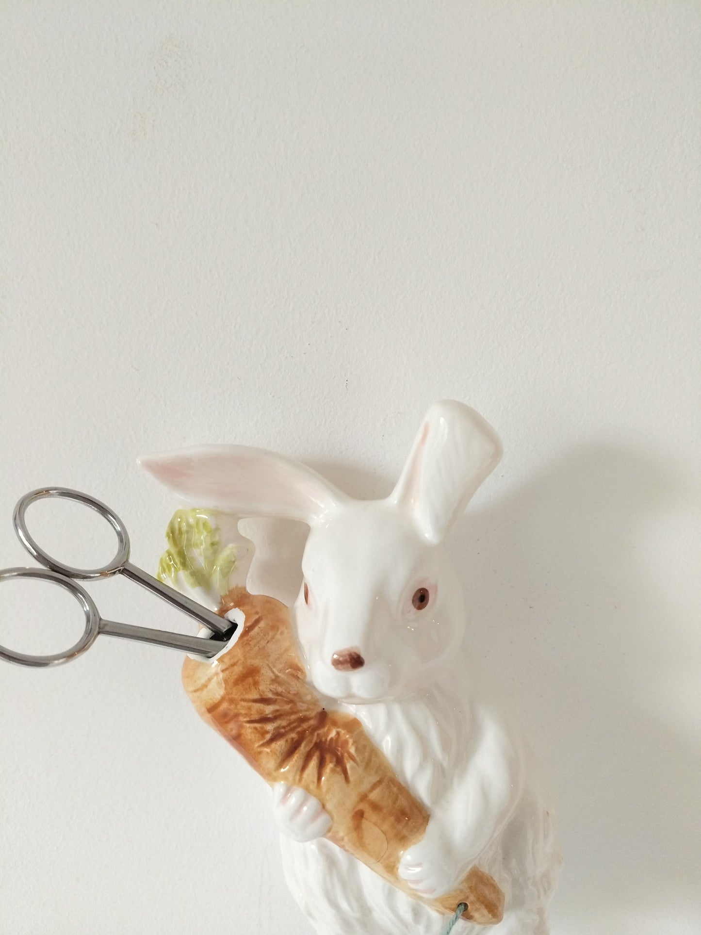 Dévidoir à ficelle lapin mural en céramique