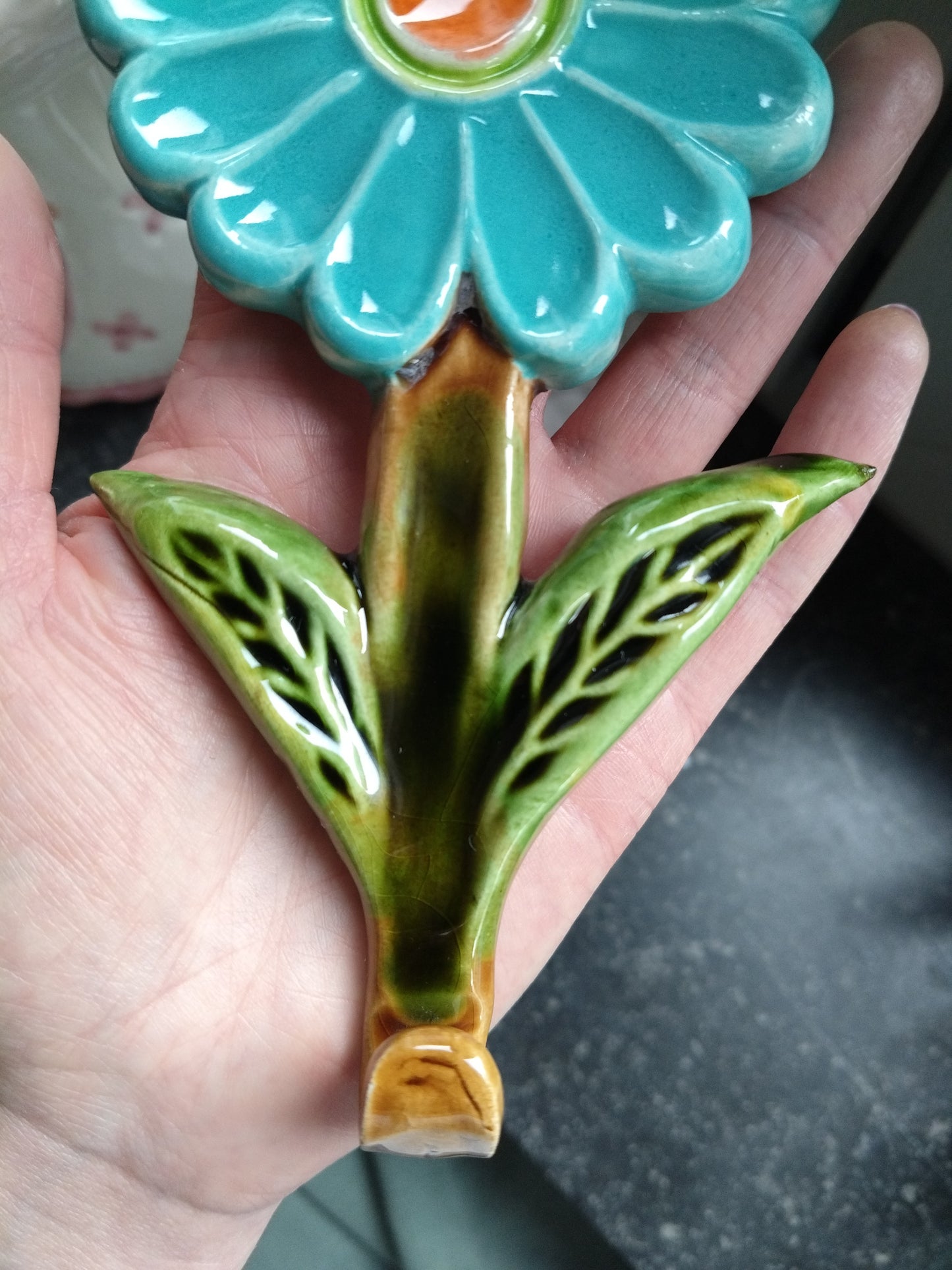 Patère murale fleur en céramique Yann - cetaitmieuxavant