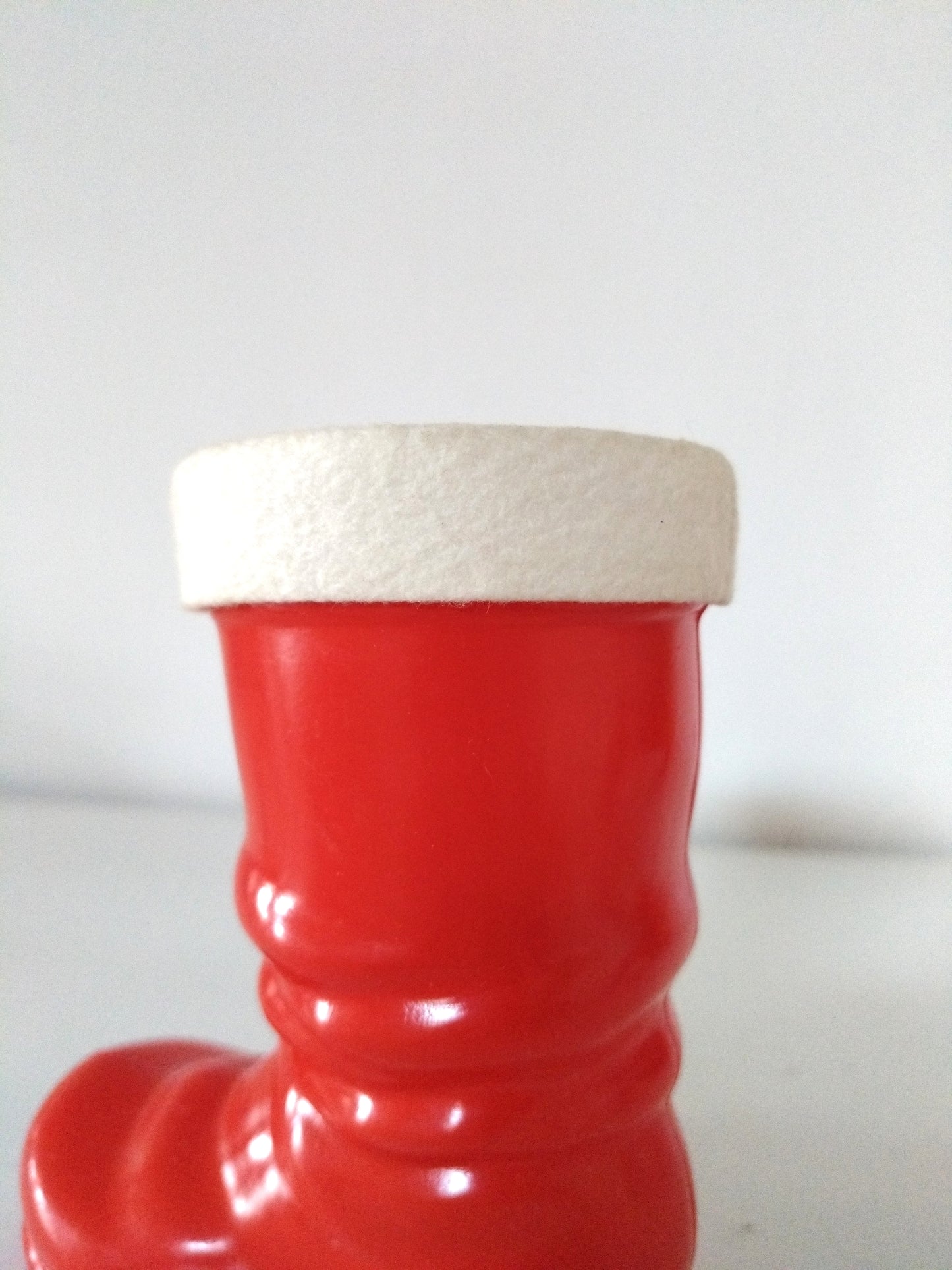 Tirelire botte de Noël en plastique