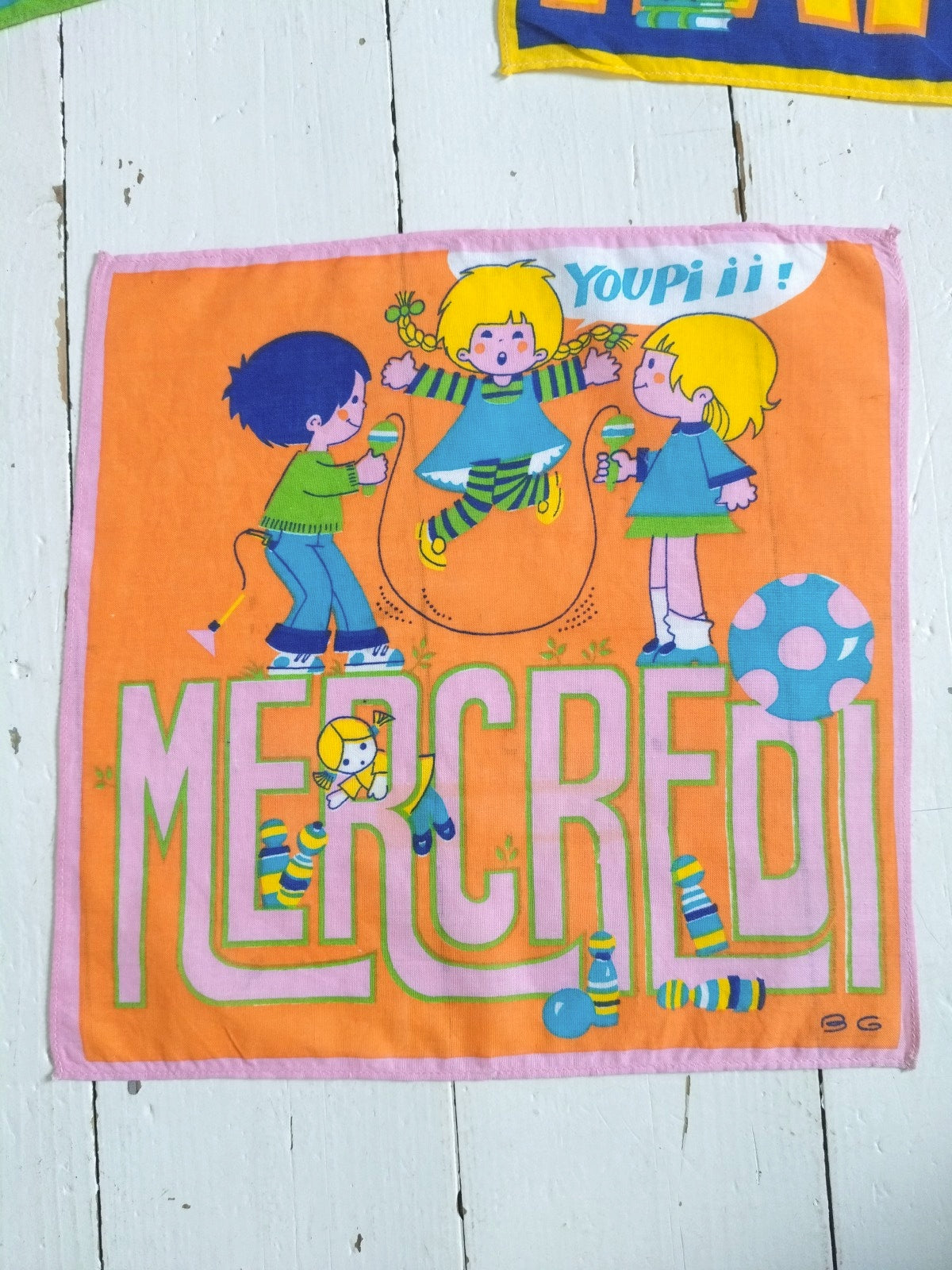 Ensemble de 7 mouchoirs/ semainier pour enfants