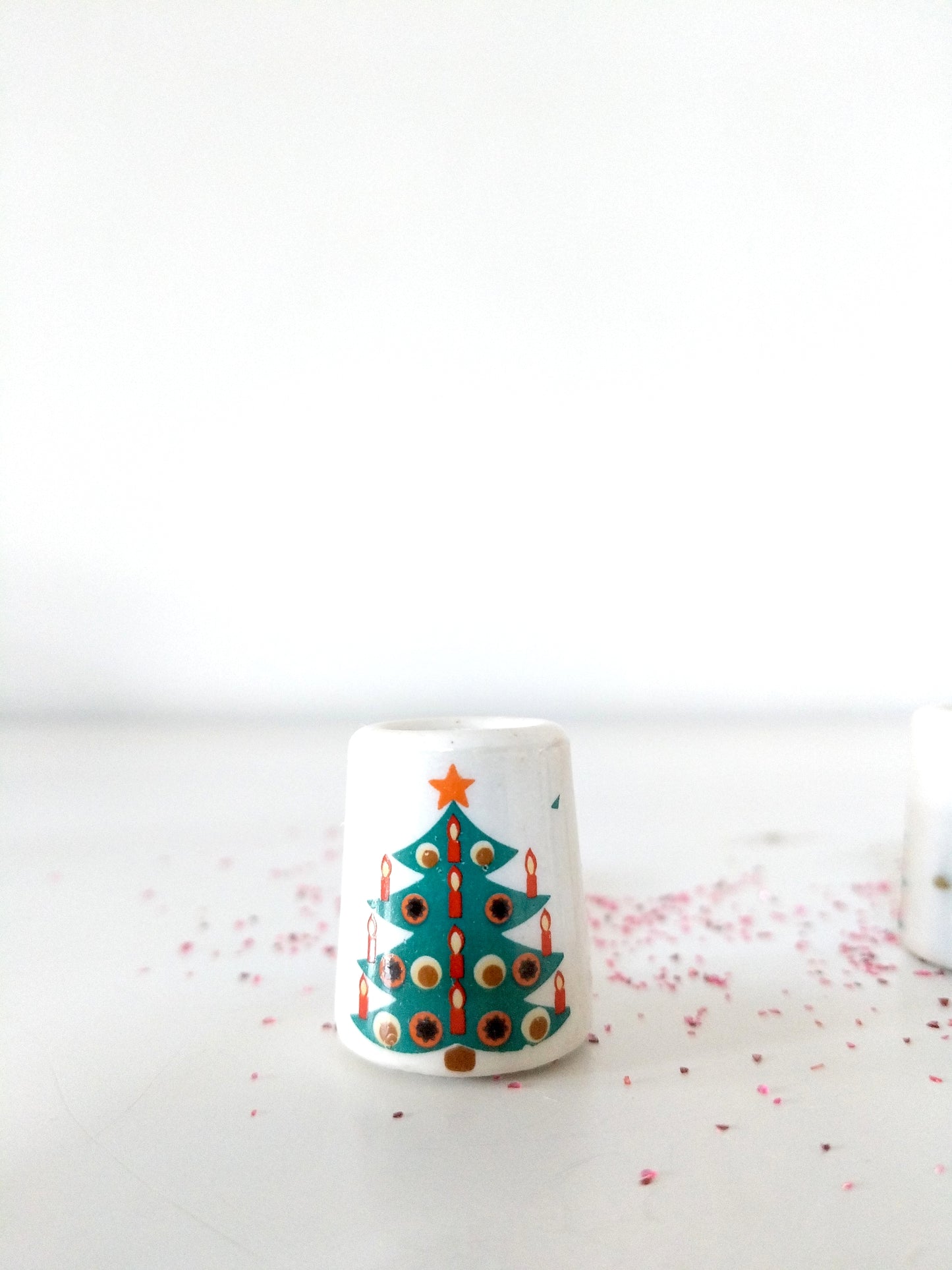 Ensemble de 3 mini-bougeoirs de Noël Germany décor sapin avec bougies rouges