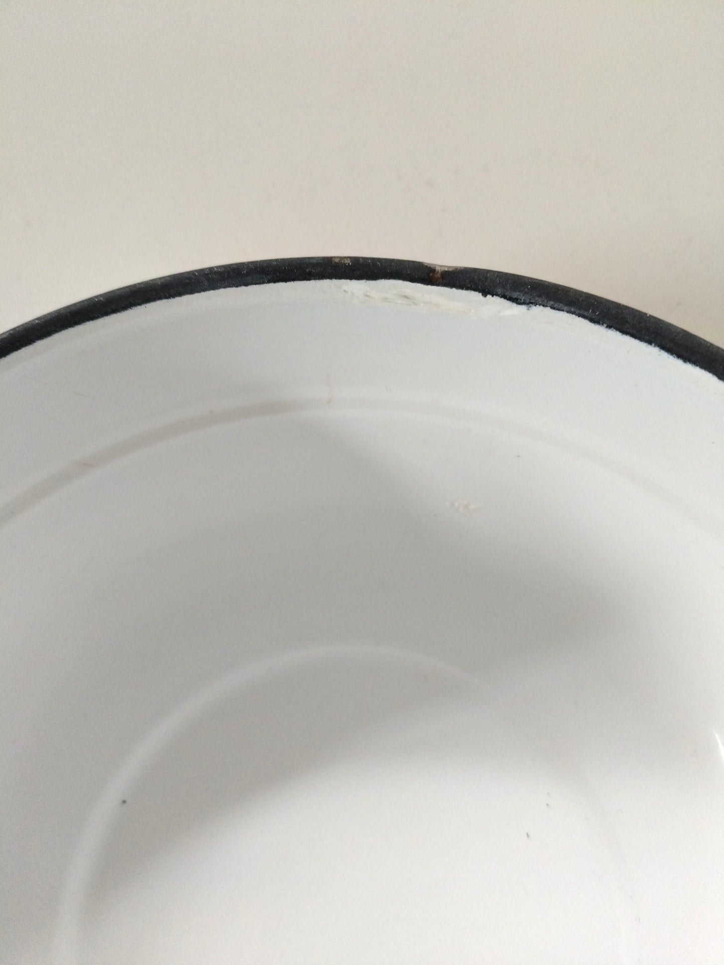 Bol ou petit plat en émail décor ❤️ Emo Celje made in Yougoslavie au choix