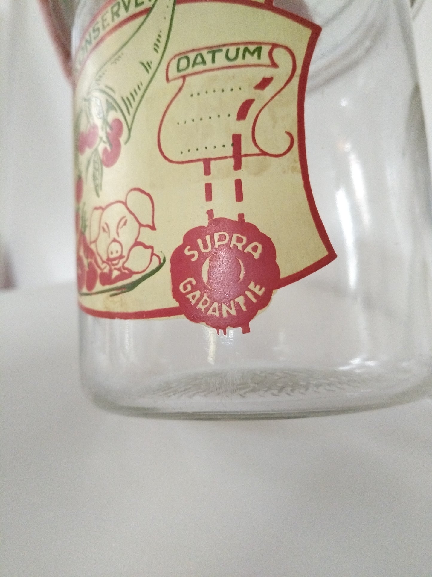 Ancien bocal de conservation en verre à l'unité