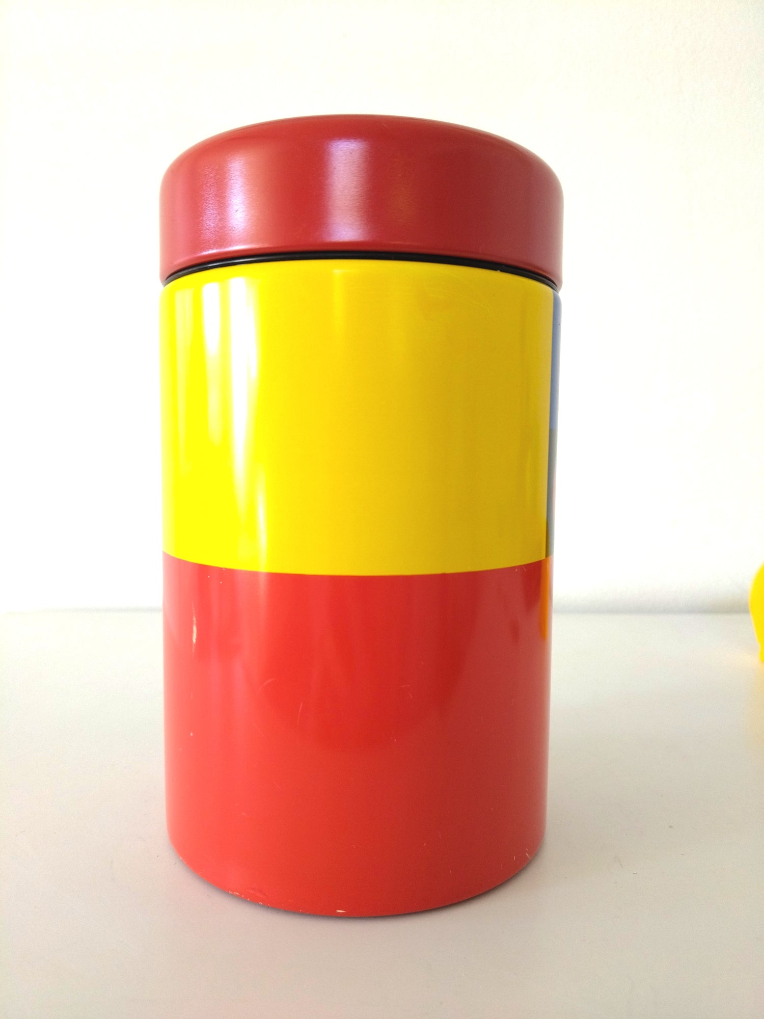 Boîte de stockage métallique "colours" Brabantia - cetaitmieuxavant