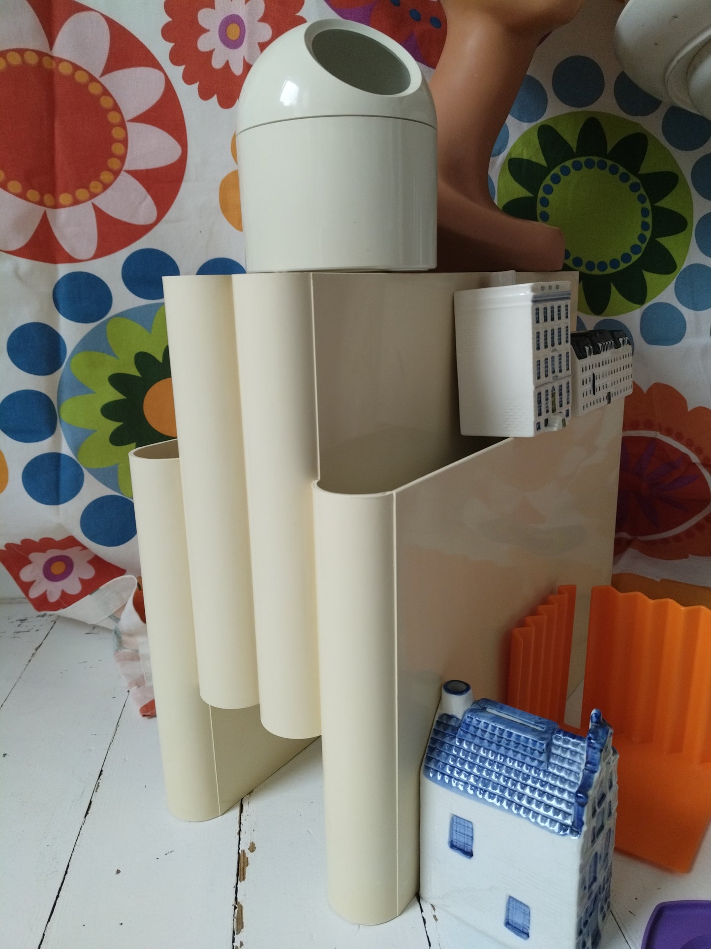 Porte-revues Kartell !!!réservé !!!
