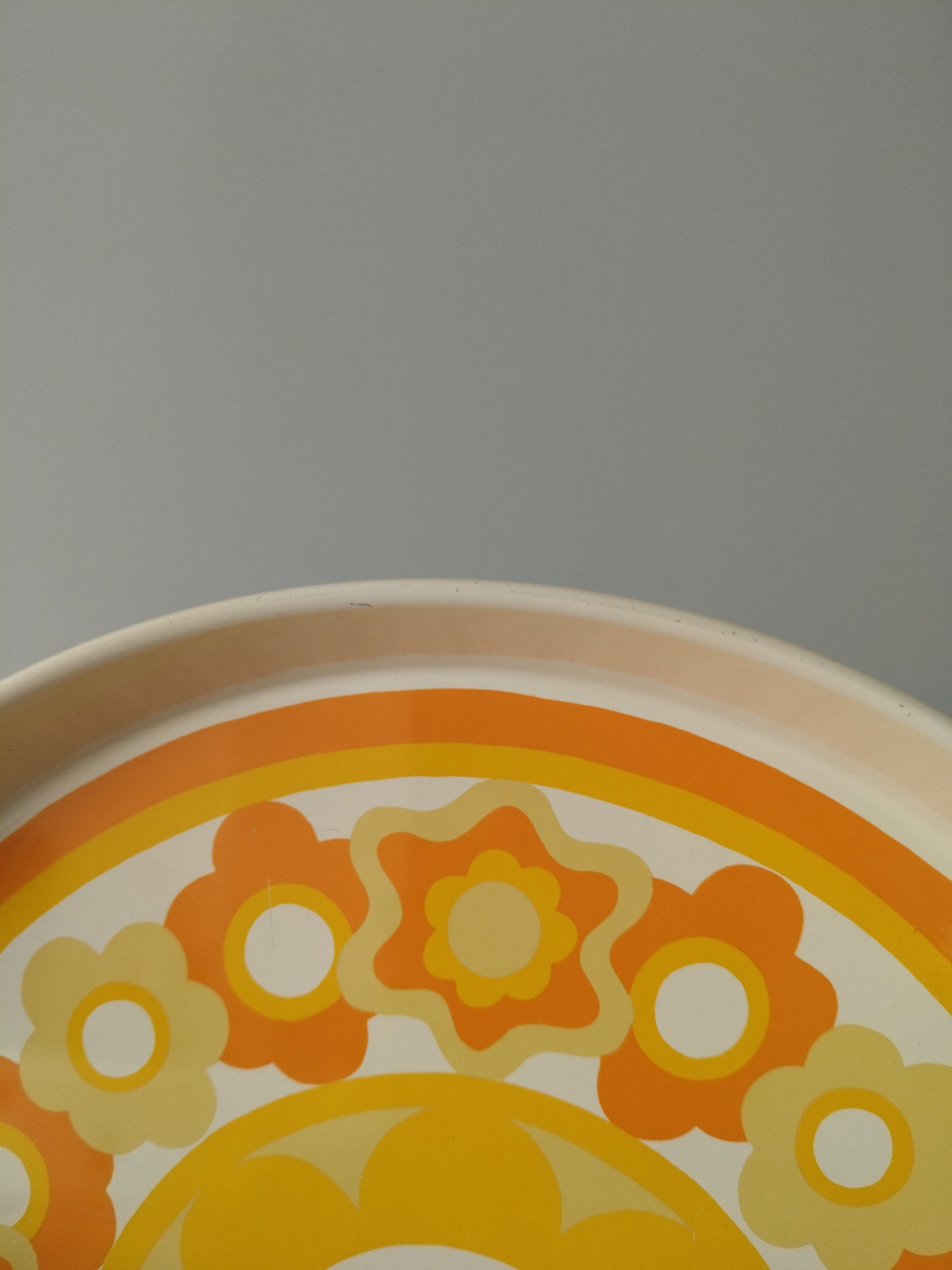 Plateau métallique rond Lollipop J.R.M design by Ian Logan England