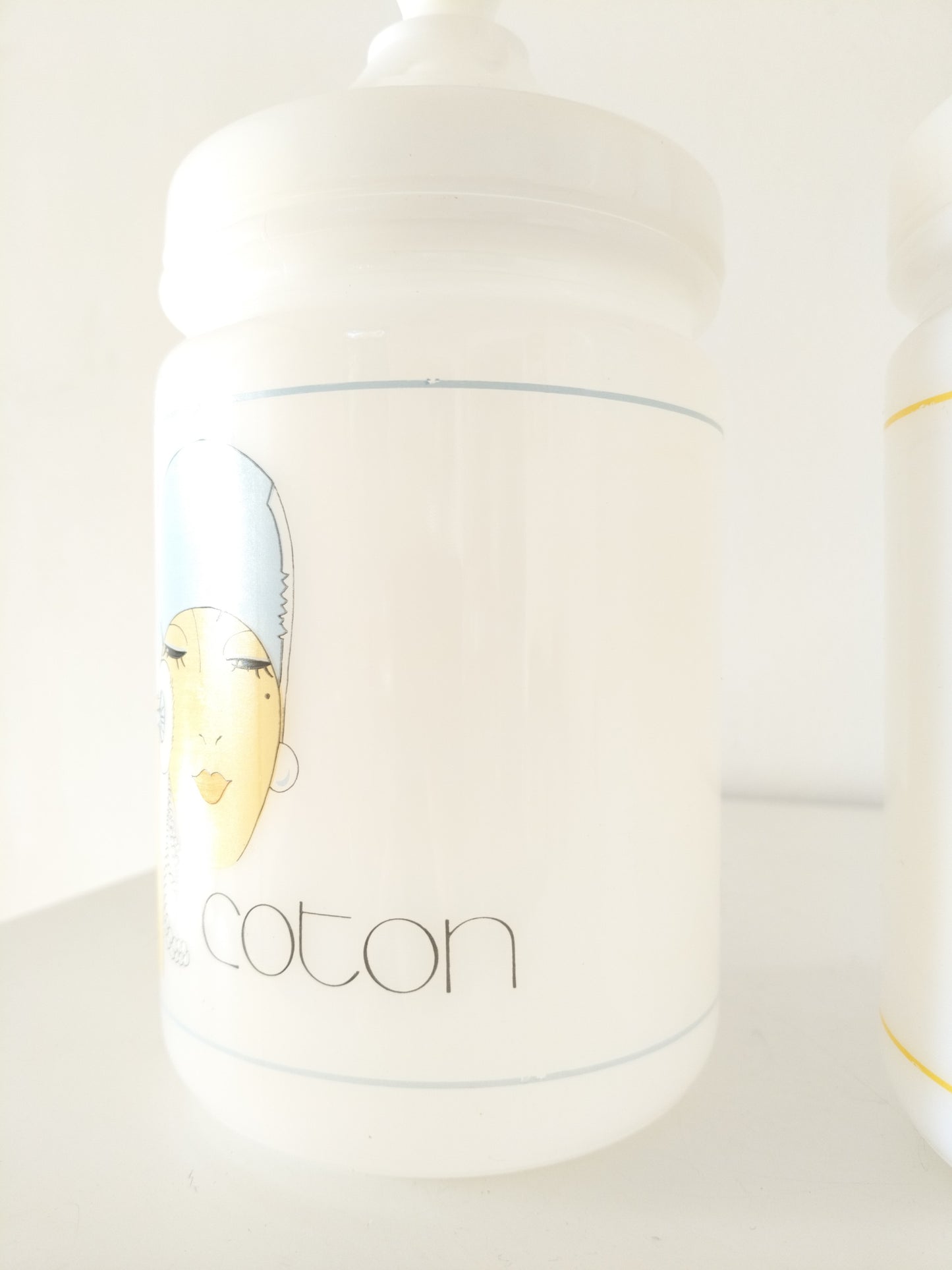 Pot de salle de bains en opaline coton ou sels de bain au choix