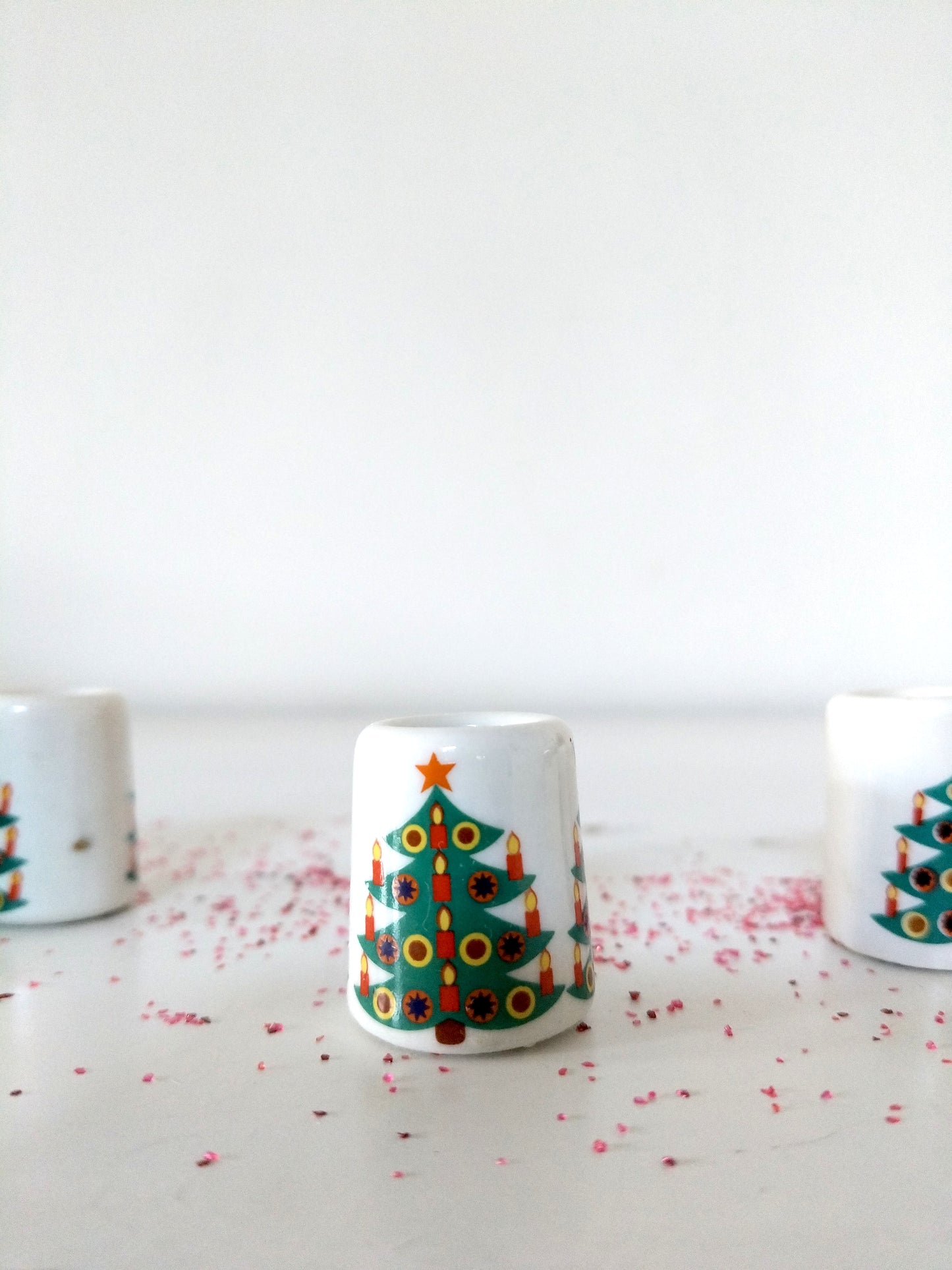 Duo de mini-bougeoirs de Noël décor sapin Germany + bougies blanches