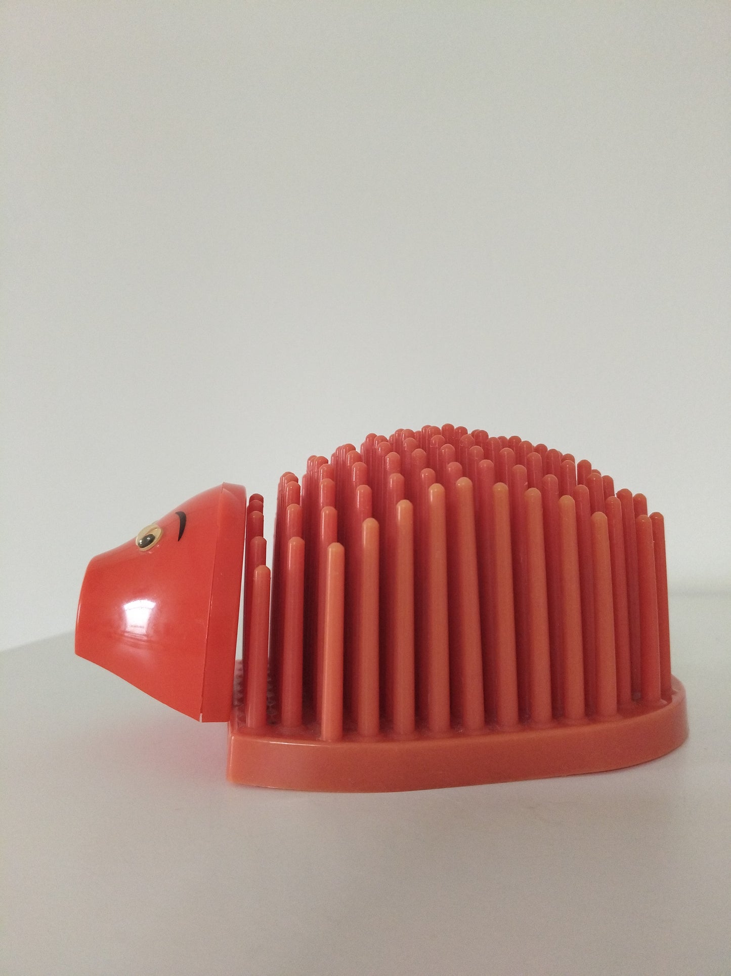 Gros hérisson taille-crayon porte-crayons/ stylos et gomme design UK