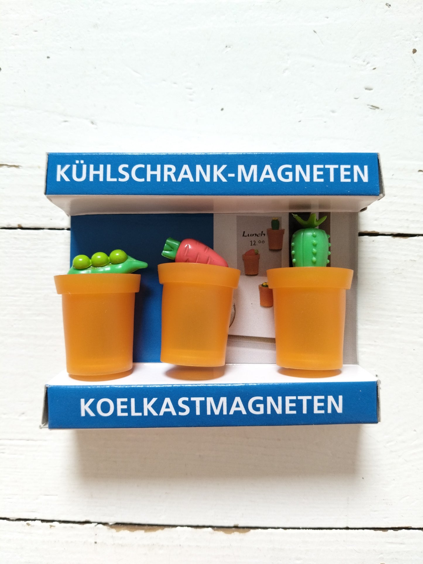 3 magnets en plastique verts, jaunes ou oranges au choix
