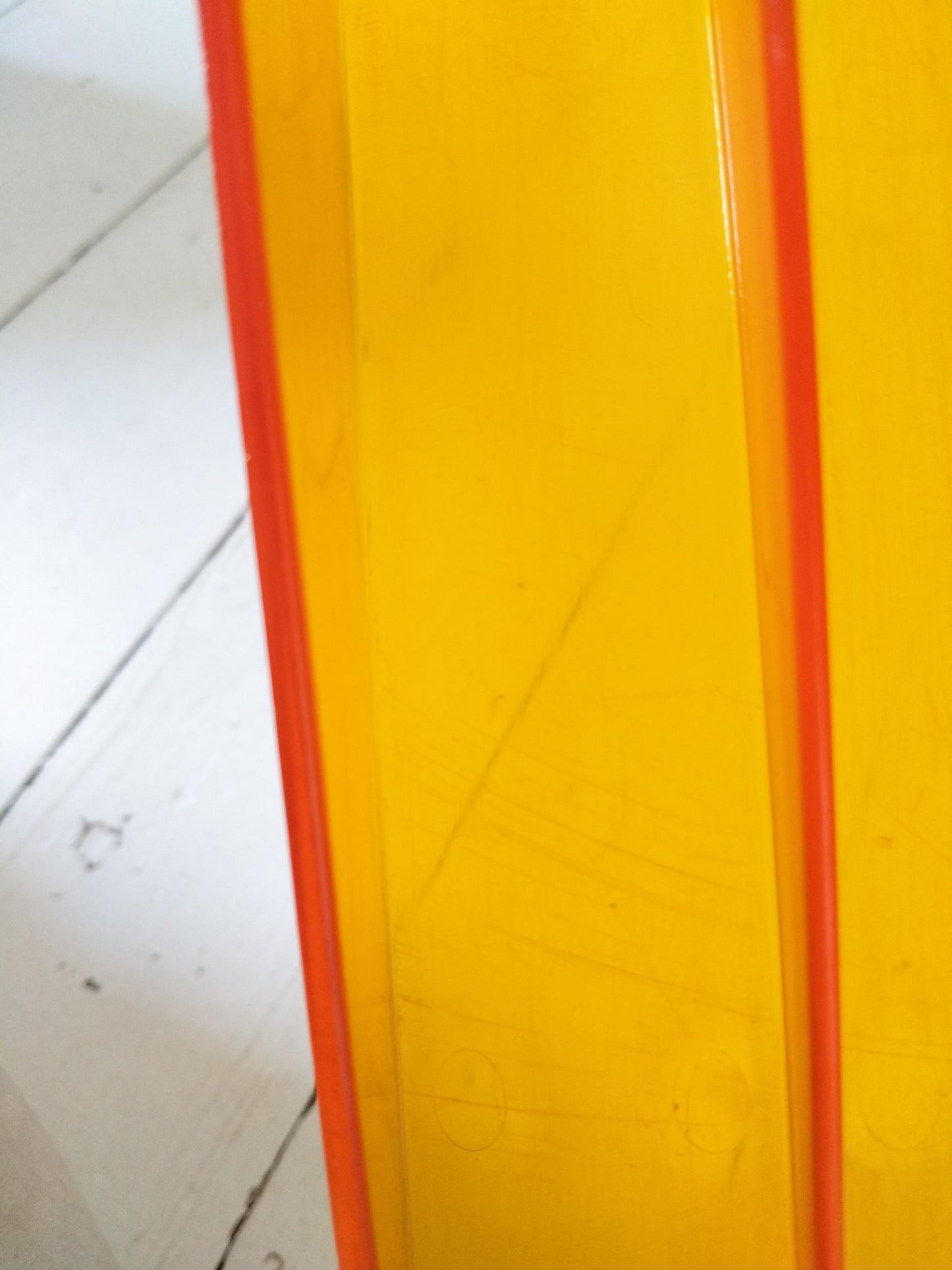 Range-vinyles 33T en plexi orange !!priorité à Mathilde!!