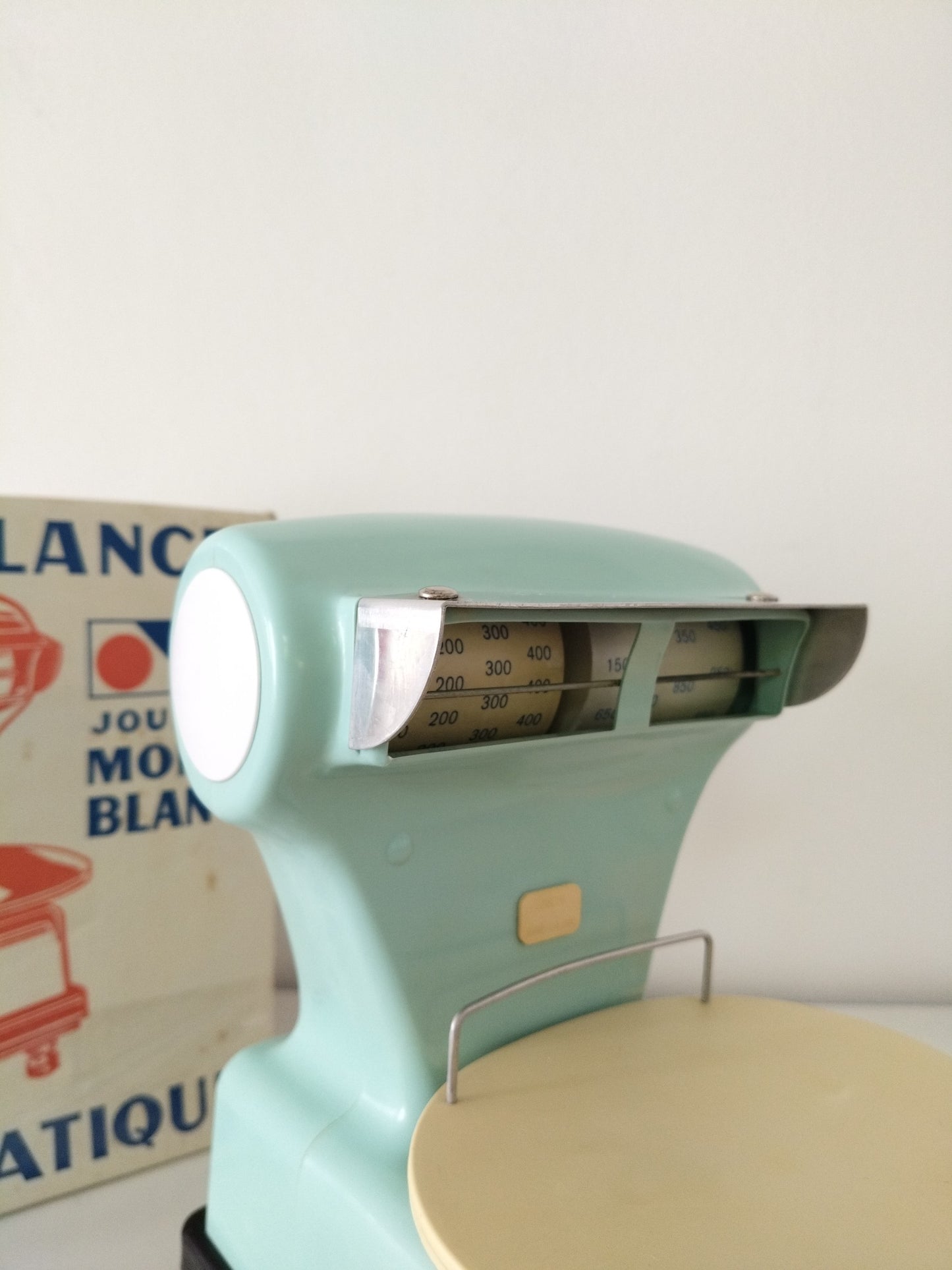 Ancienne balance de marchande jouets Mont Blanc