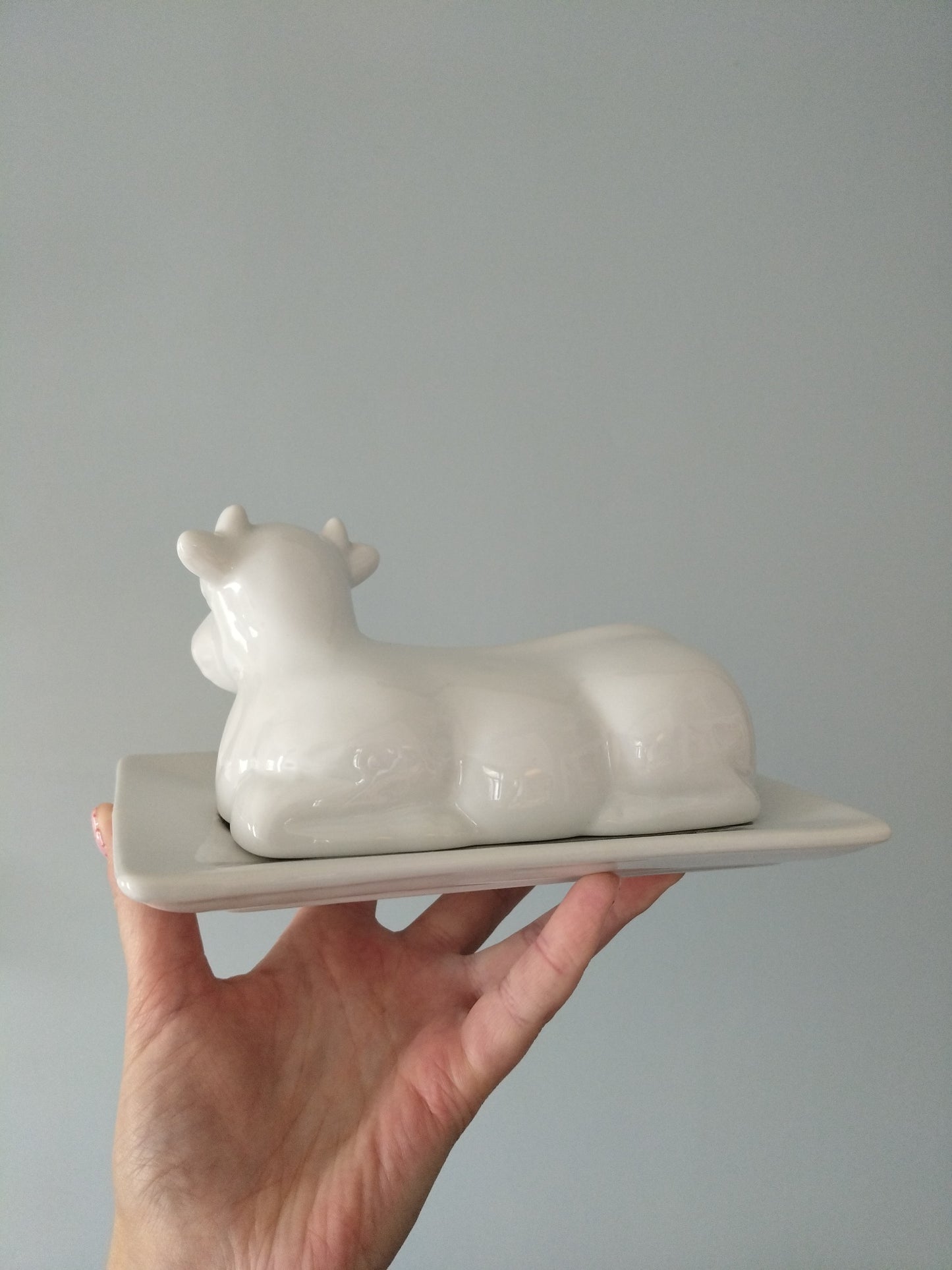 Beurrier vache en porcelaine