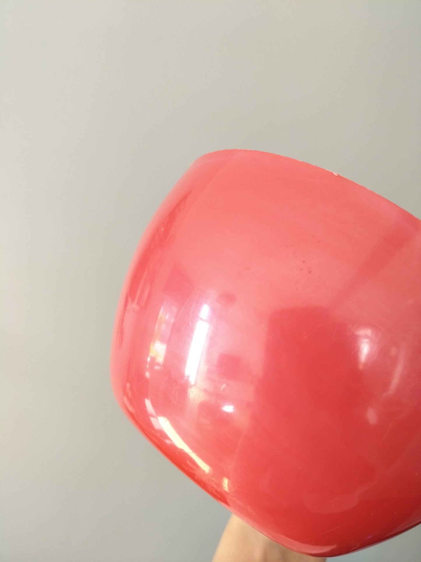 Boîte pomme en plastique framboise nacré - cetaitmieuxavant