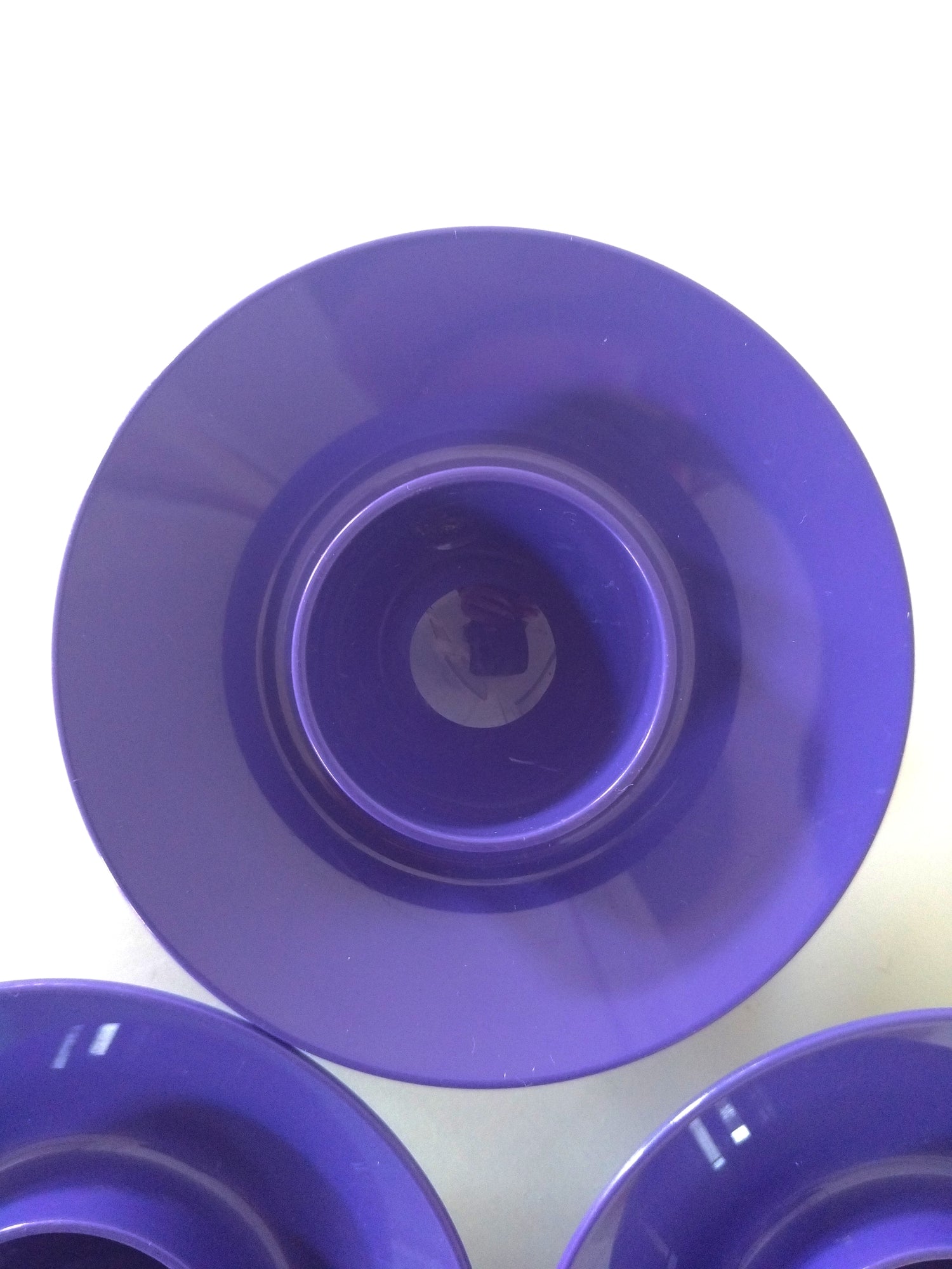 Ensemble de 3 coquetiers violets en plastique Mepal Holland - cetaitmieuxavant