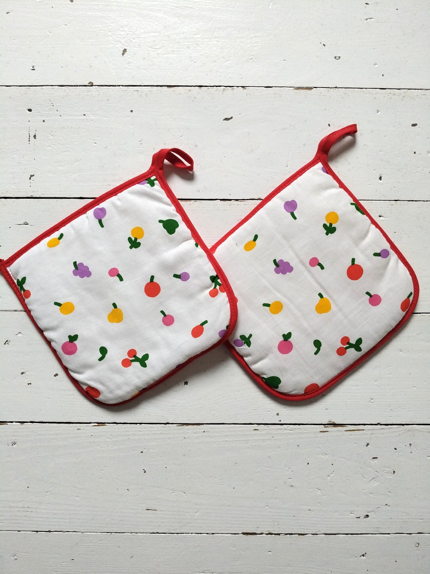 Ensemble gant de cuisine et manique