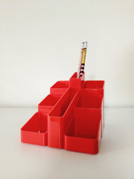 Organisateur de bureau en plastique rouge