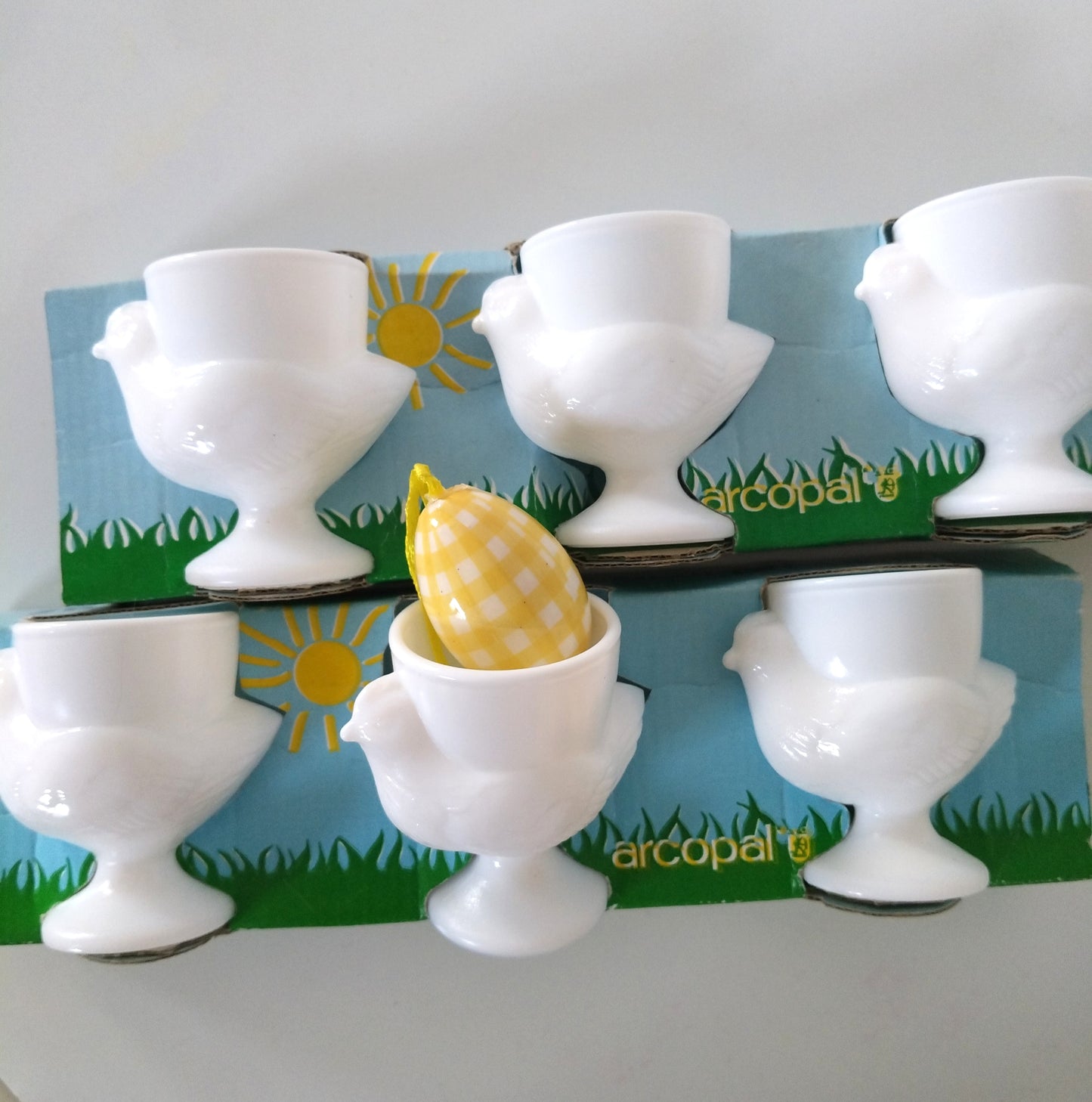 Set de 2 coquetiers poule Arcopal (3 sets disponibles) - cetaitmieuxavant