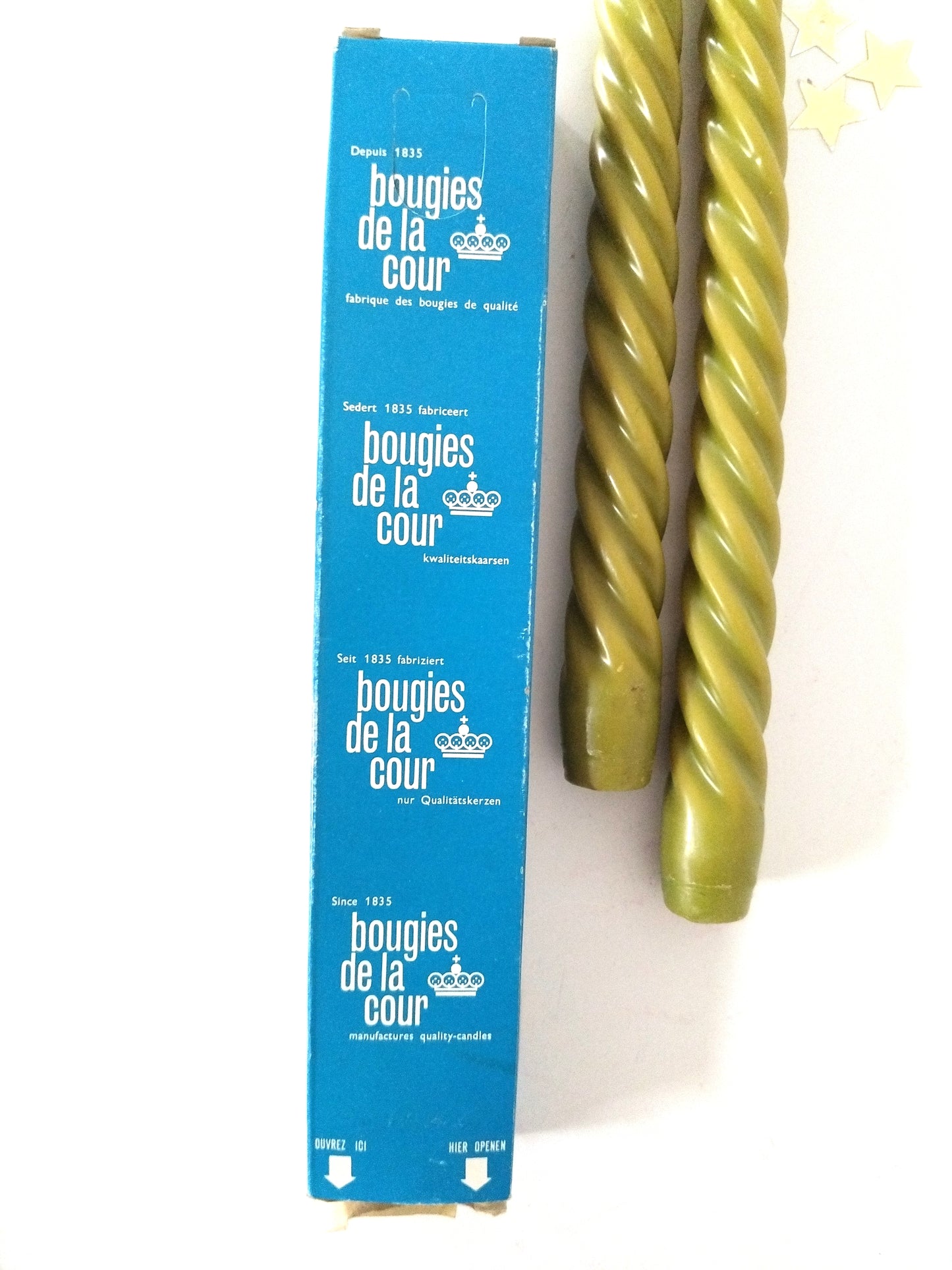 2 anciennes bougies torsadées "bougies de la cour"