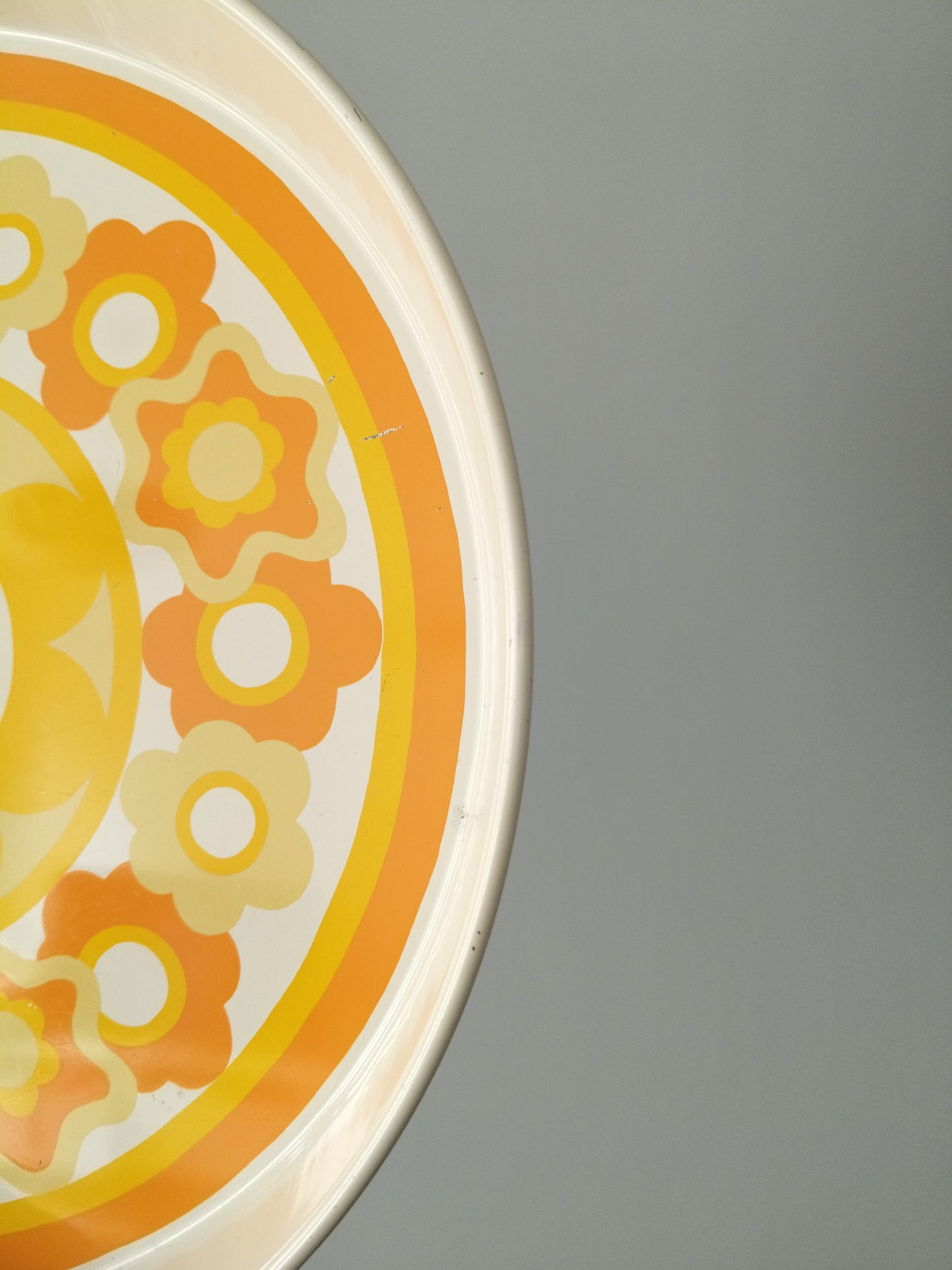 Plateau métallique rond Lollipop J.R.M design by Ian Logan England