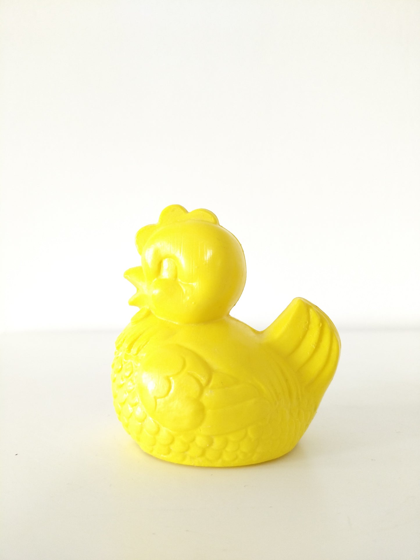 Déco de Pâques/ jouet de bain poule en plastique Rolly Toys West Germany - cetaitmieuxavant