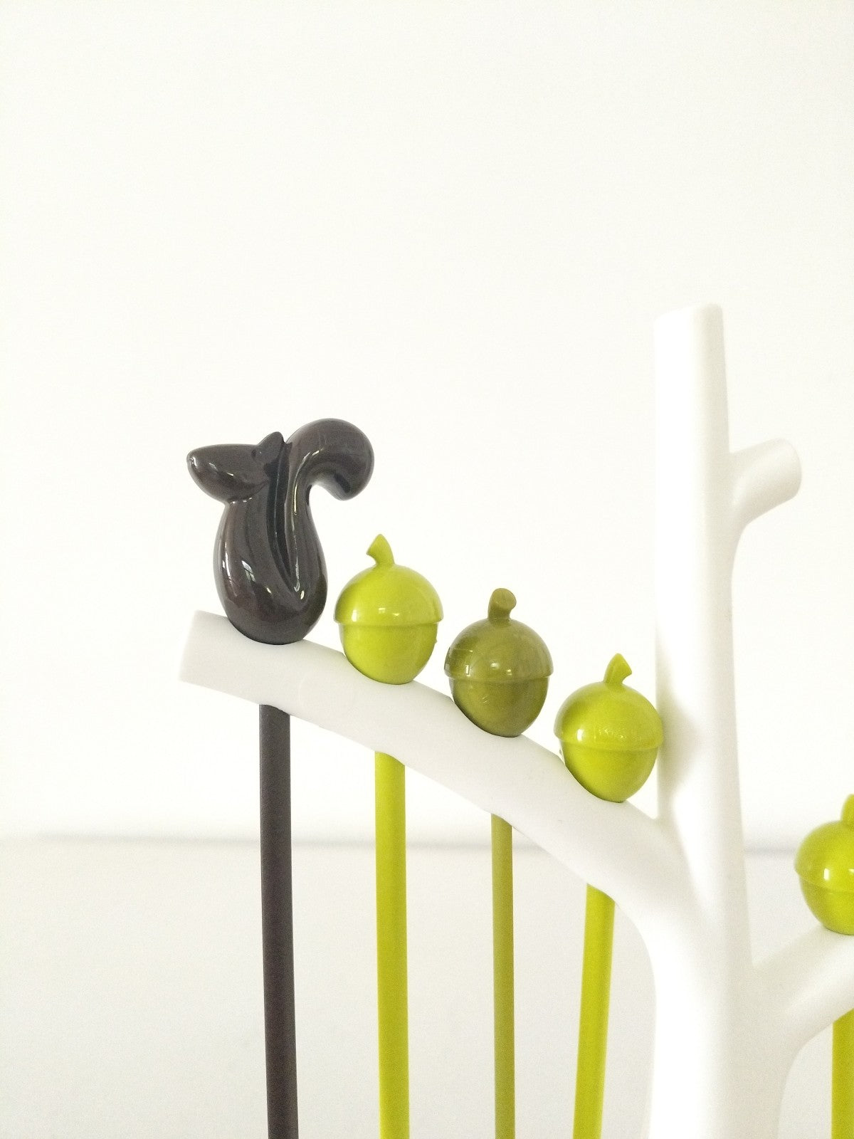 Piques amuse-bouches + support arbre Nick par Luis Villegas pour Koziol 2014