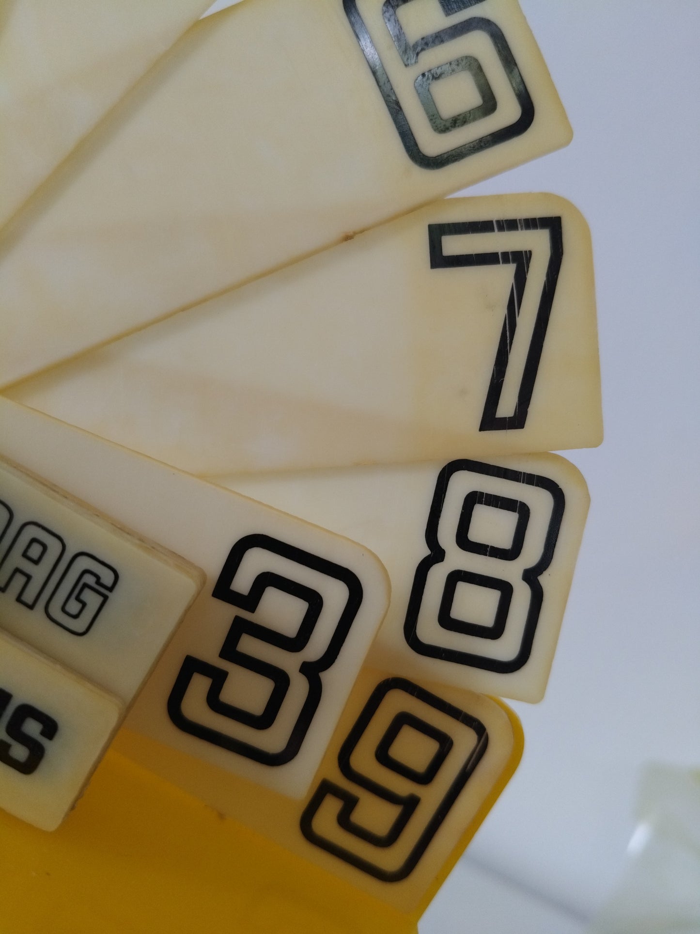Calendrier perpétuel en plastique UK design en néerlandais