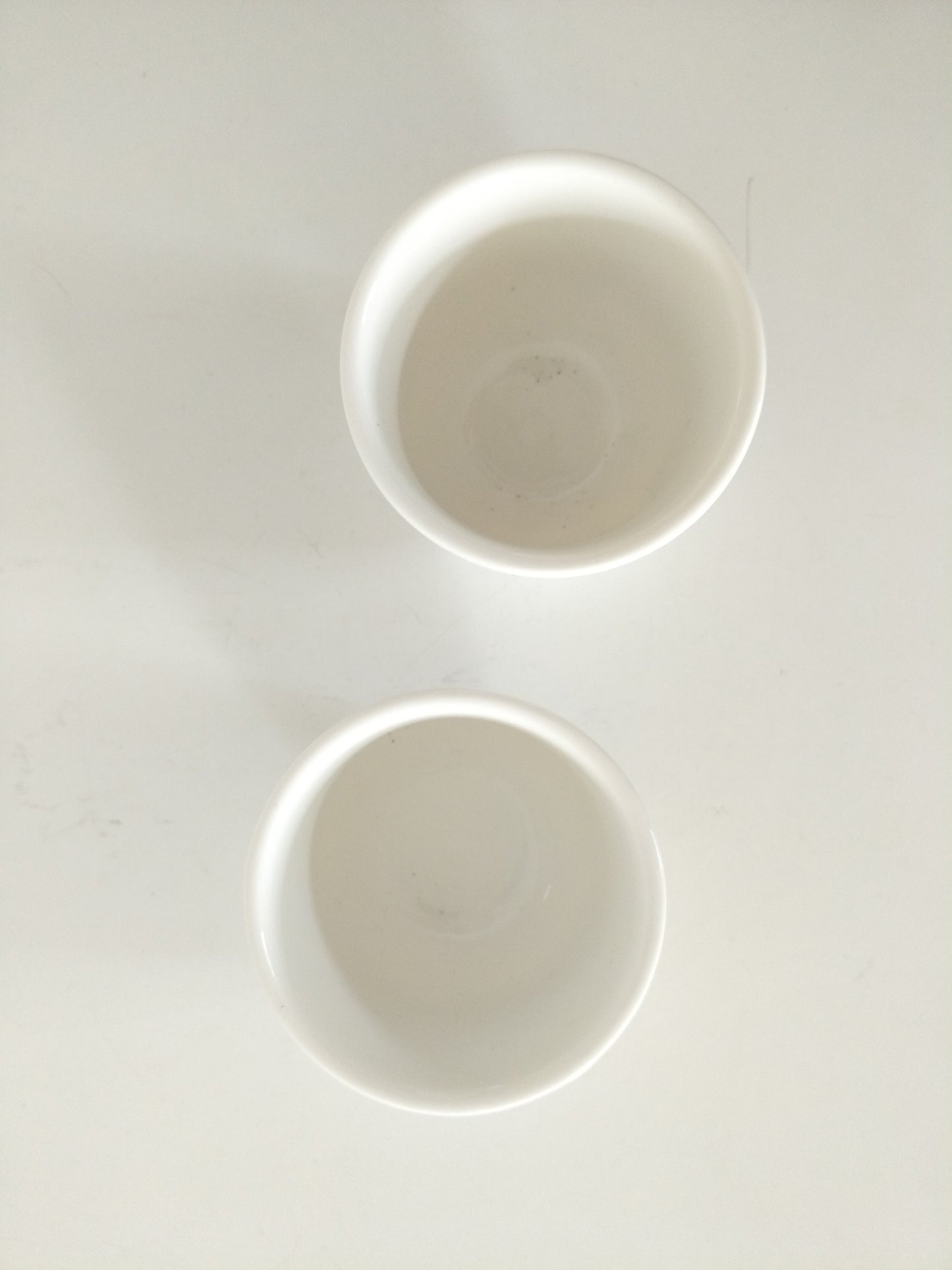 Ensemble de 2 mini cache-pots/ tasses à espresso par Sandra Isaksson pour Isak Suède 2010