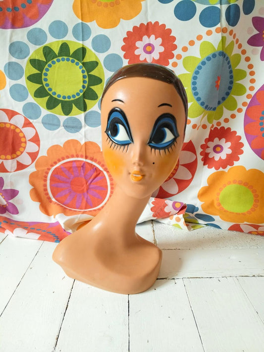 Tête à chapeau Twiggy Huard 1971 !!! Réservée Marjorie !!! - cetaitmieuxavant
