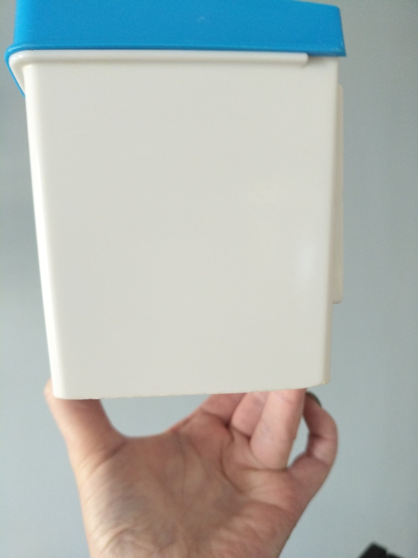 Boîte murale en plastique DBP Plastics